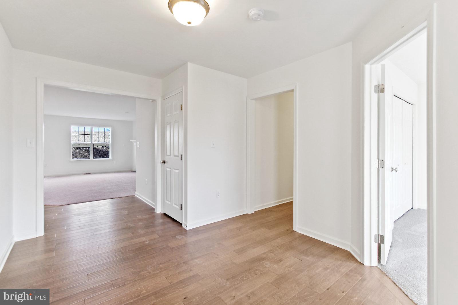 EAGLES VIEW - Residential