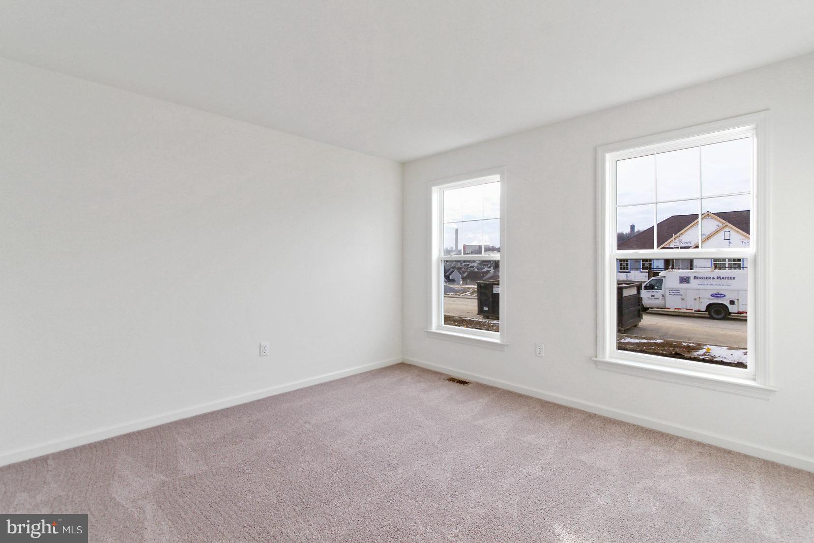 EAGLES VIEW - Residential