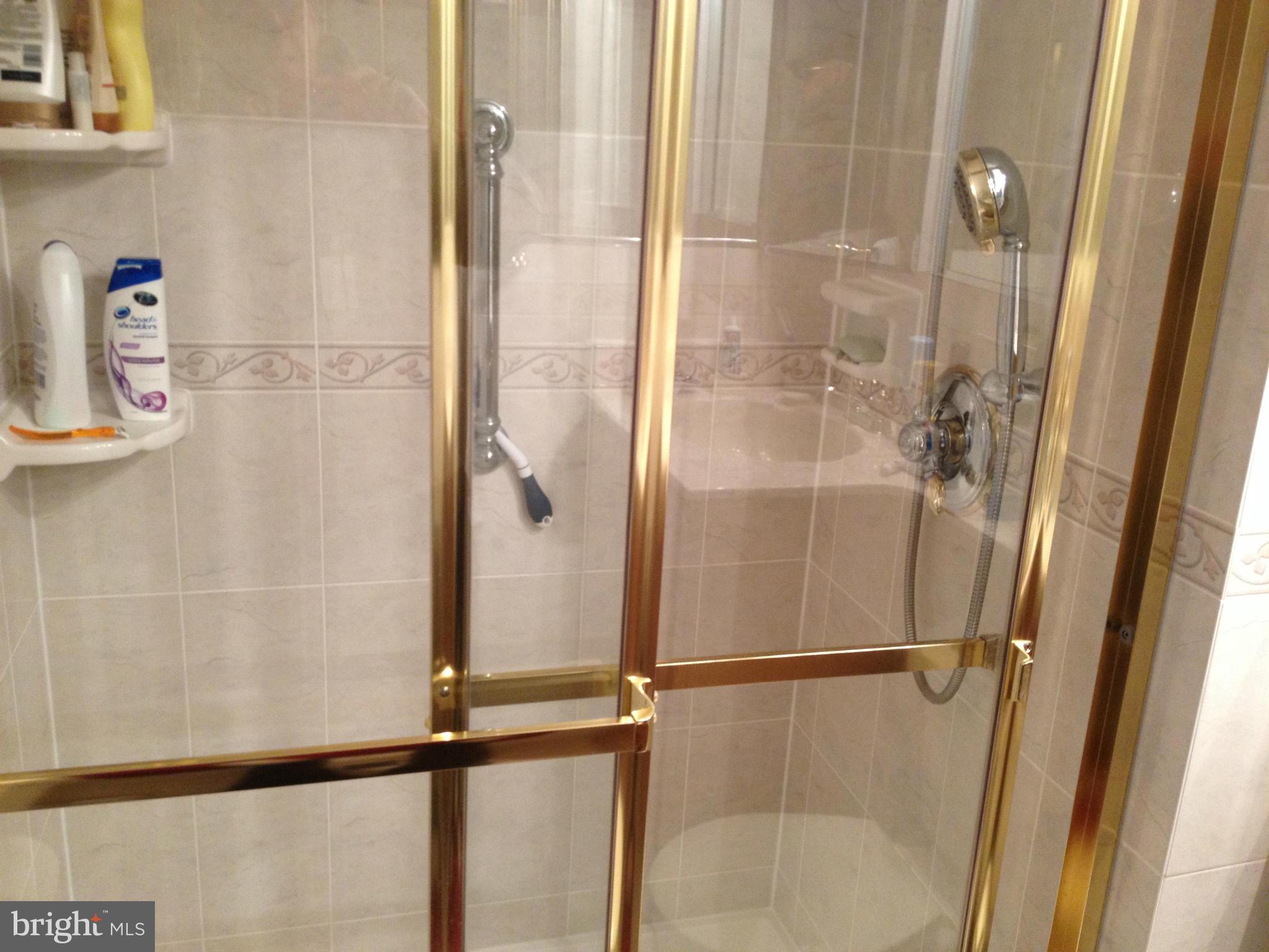 WILLOW WOODS - Residential