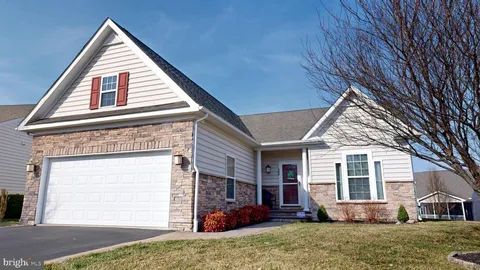 546 Stonehaven Drive, Townsend, DE MLS: DENC2077532