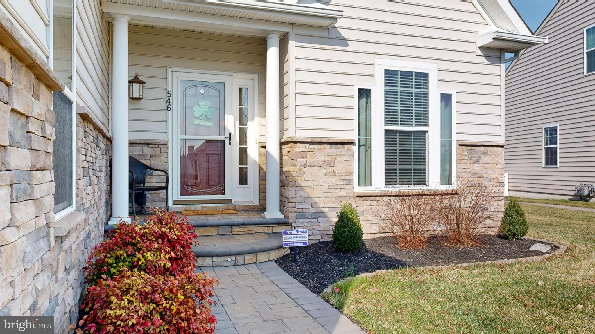 546 STONEHAVEN DRIVE
