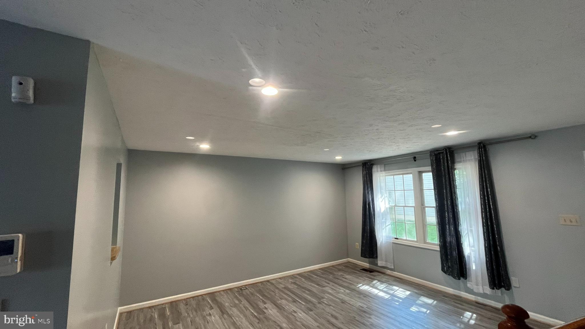 GUNNERS LAKE VILLAGE - Residential