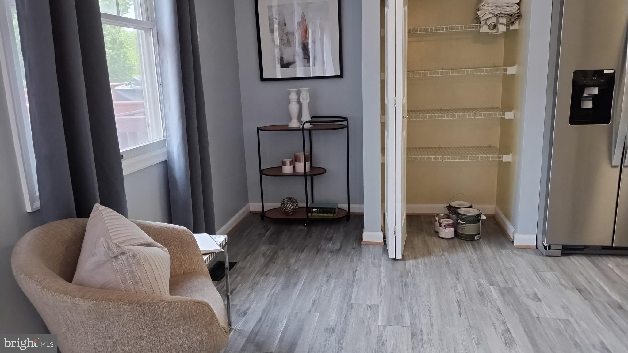 GUNNERS LAKE VILLAGE - Residential