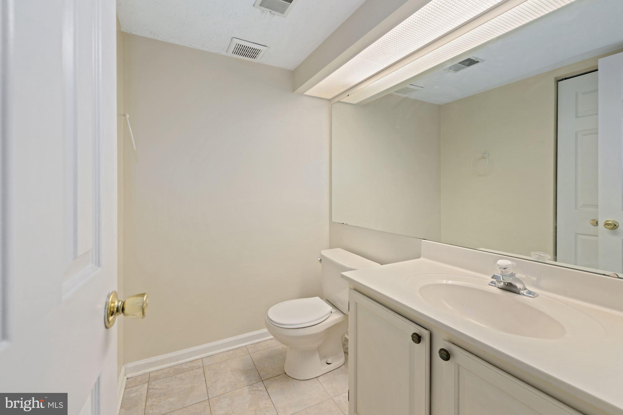 GUNNERS LAKE VILLAGE - Residential