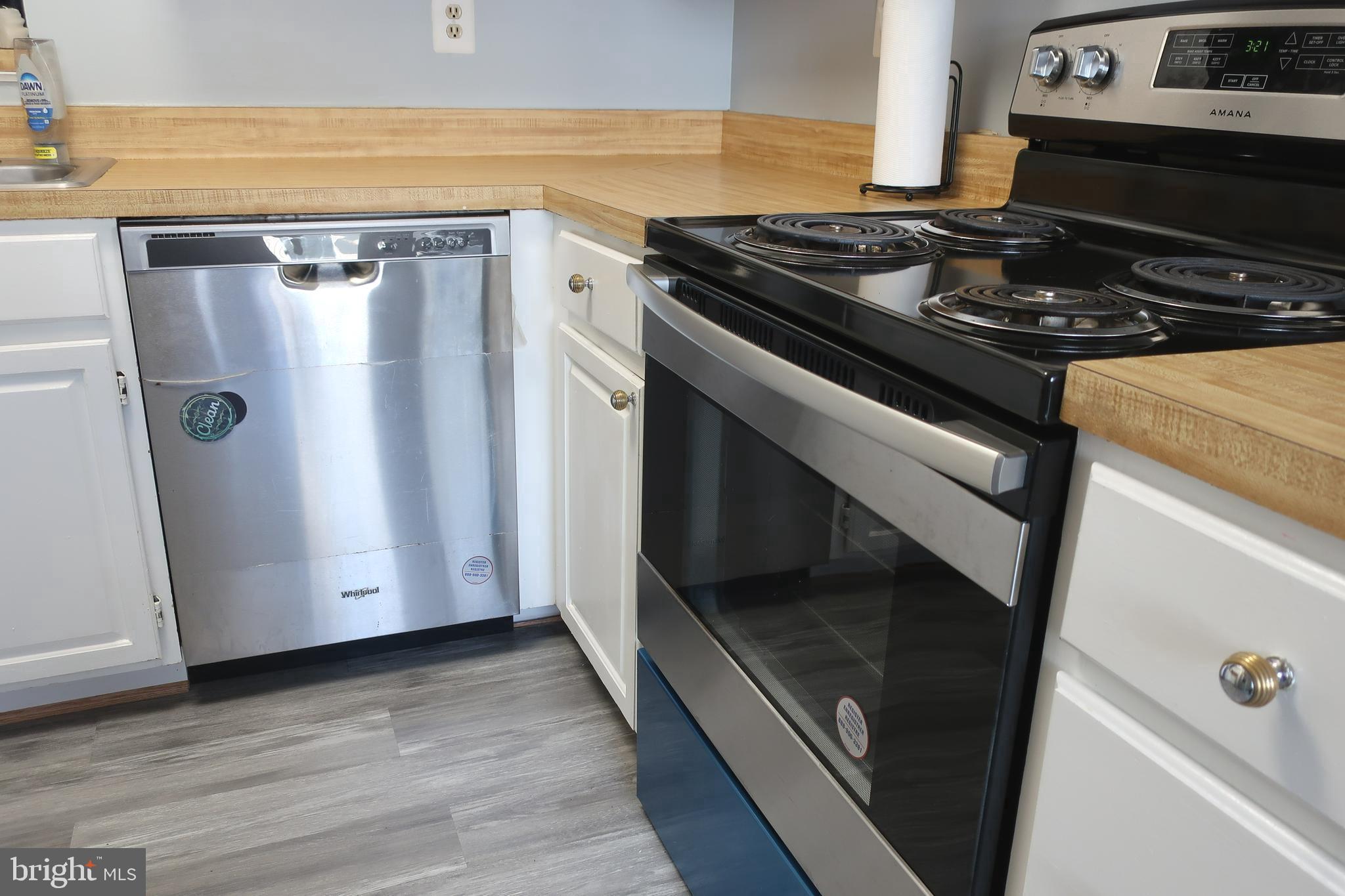 GUNNERS LAKE VILLAGE - Residential