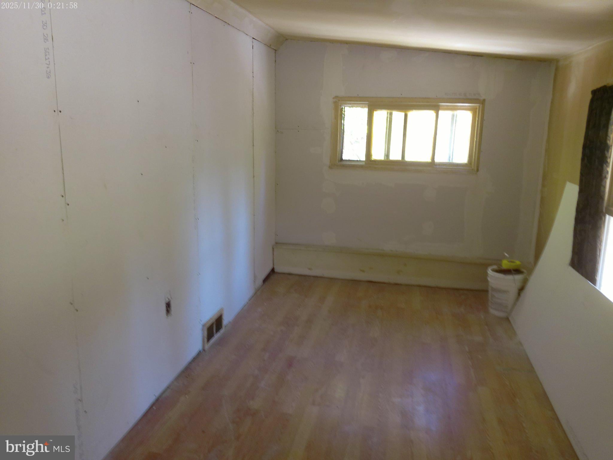 309 RIDGE ROAD 11-83