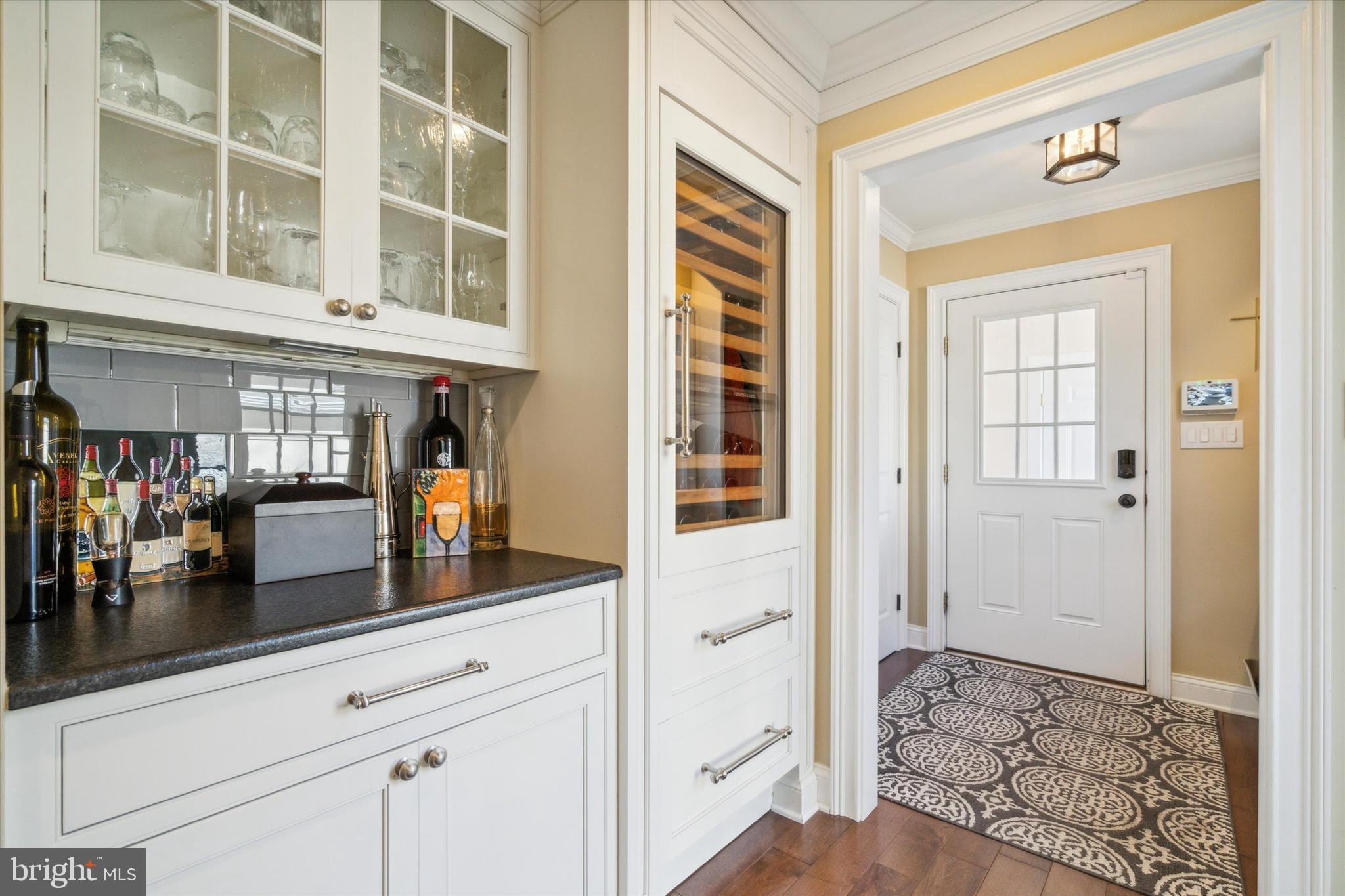 COLONIAL VIL - Residential