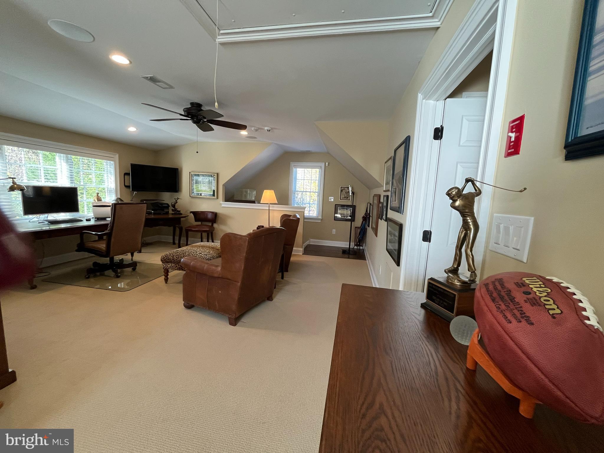 COLONIAL VIL - Residential