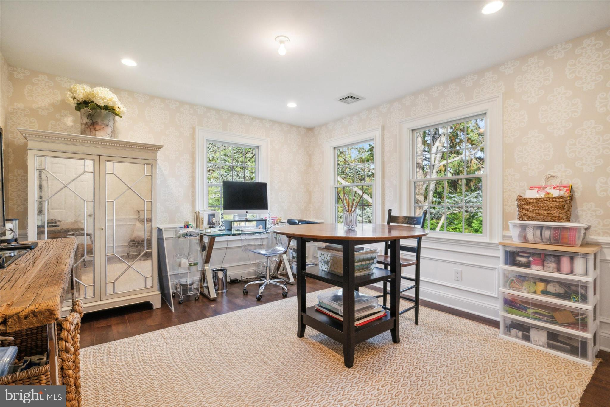 COLONIAL VIL - Residential