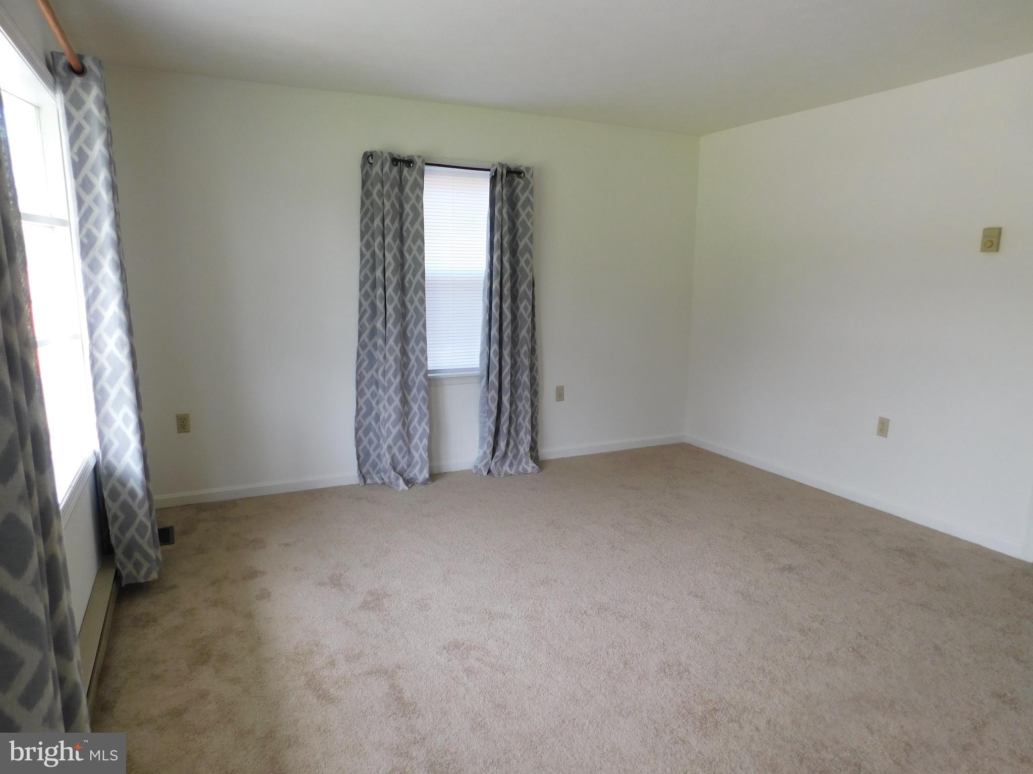 THE VILLAGE AT LAKESIDE - Residential Lease