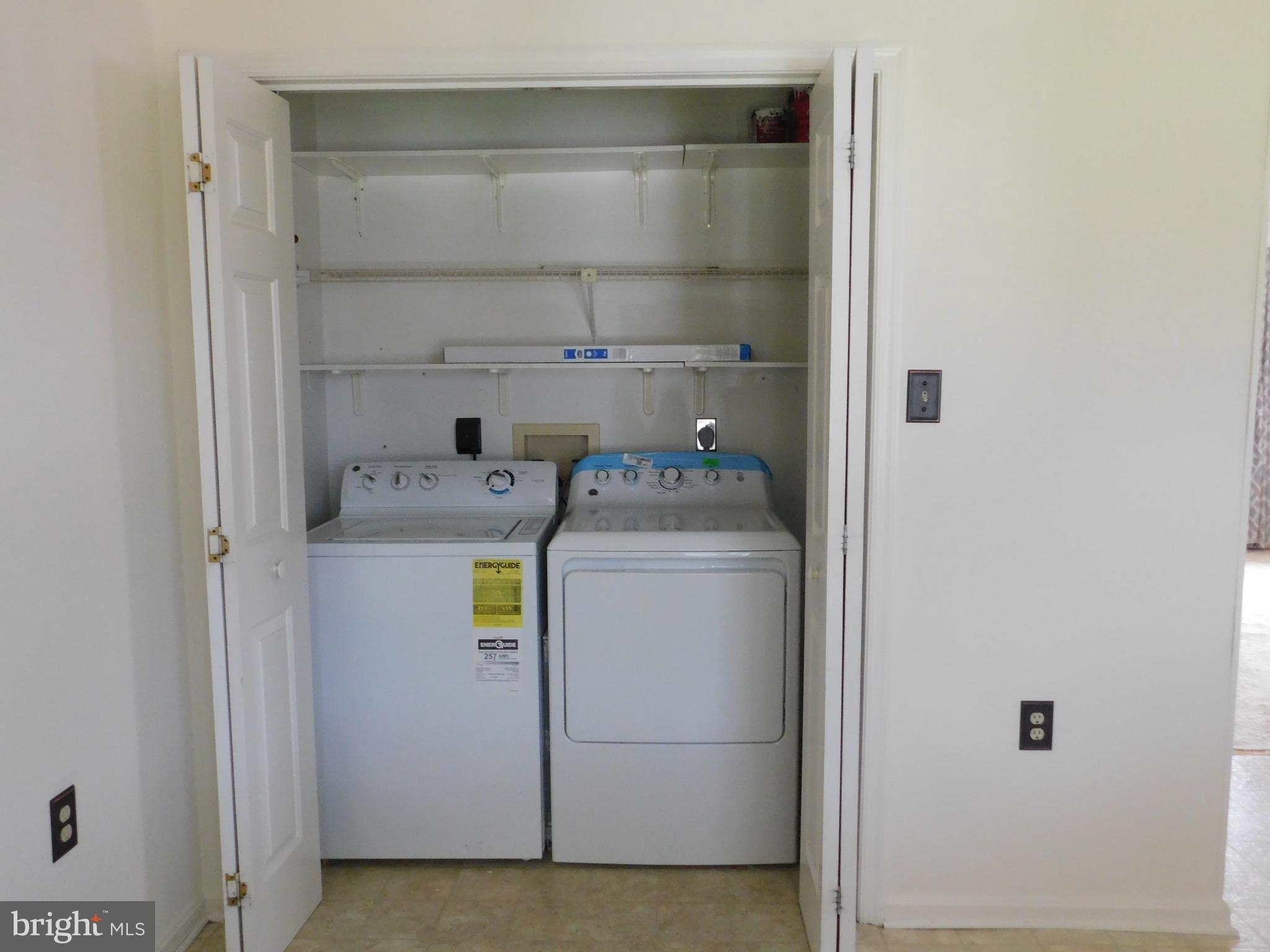 THE VILLAGE AT LAKESIDE - Residential Lease