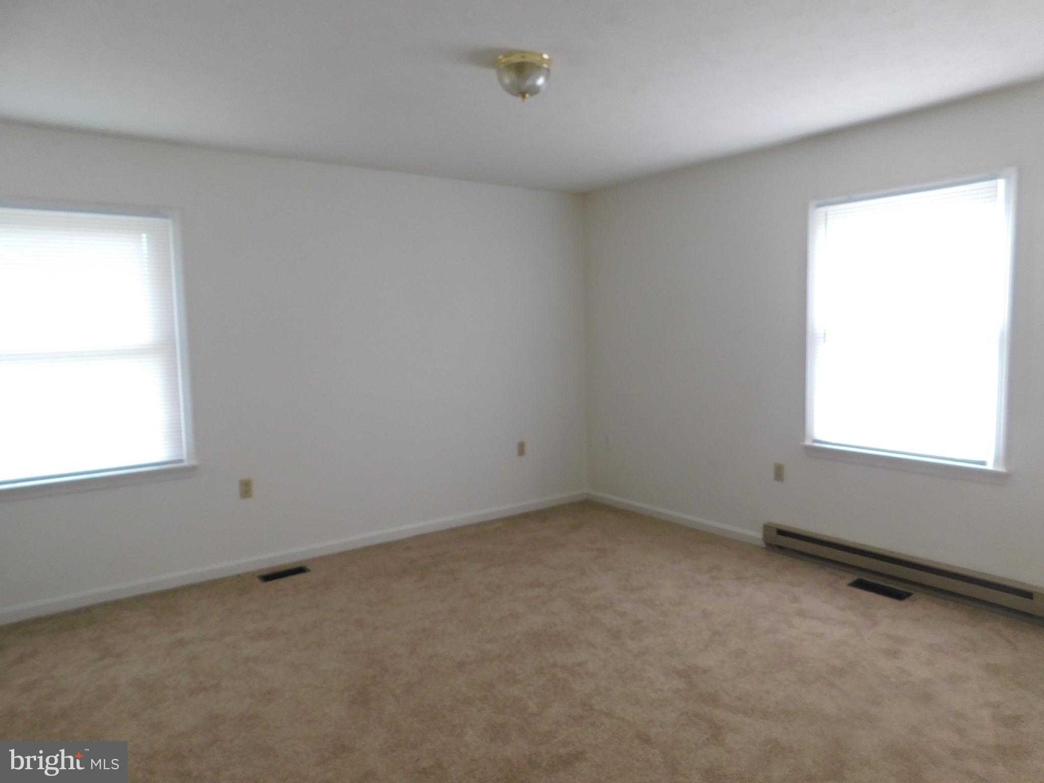 THE VILLAGE AT LAKESIDE - Residential Lease