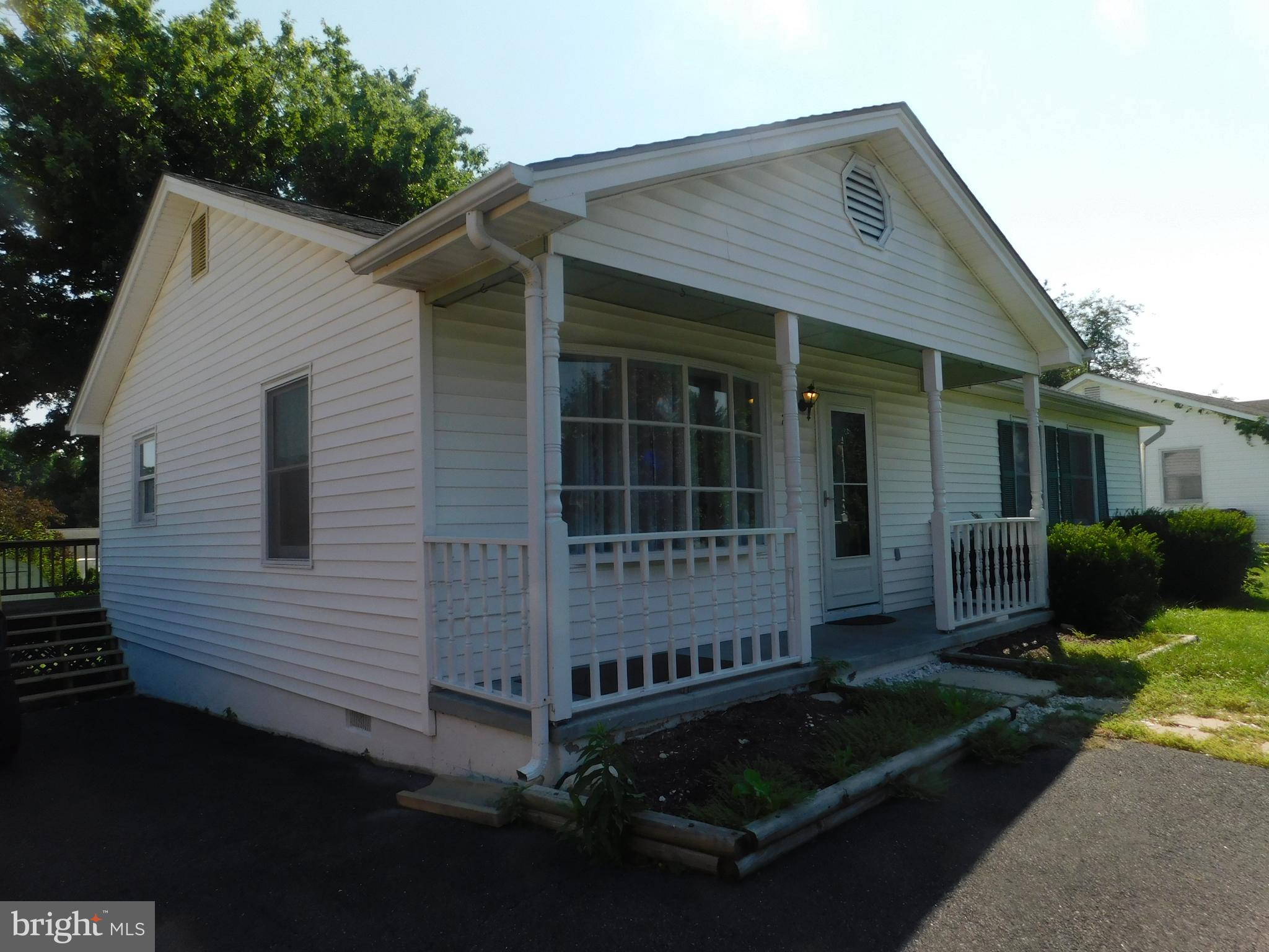 THE VILLAGE AT LAKESIDE - Residential Lease