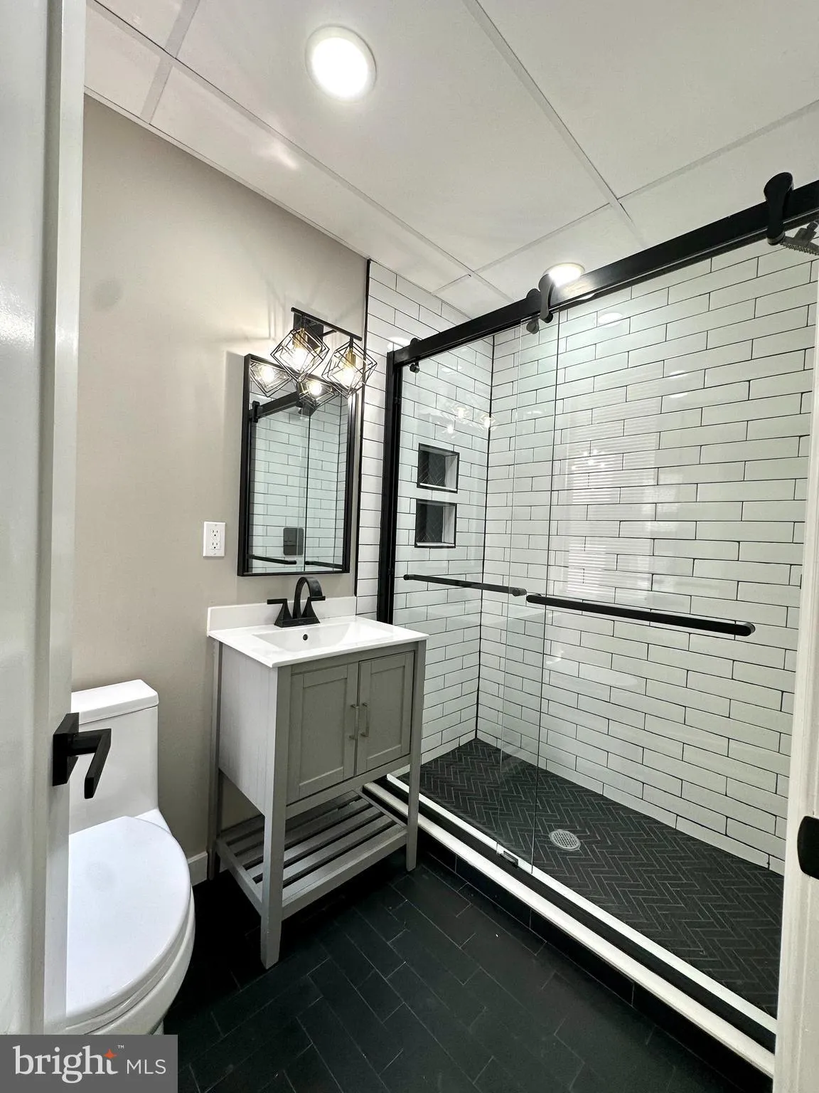 Philadelphia, Pennsylvania 19147, United States, 2 Bedrooms Bedrooms, ,2 BathroomsBathrooms,Residential,Active,135457