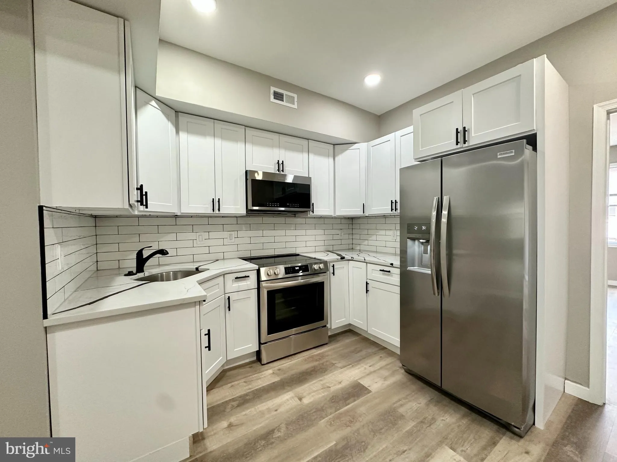 Philadelphia, Pennsylvania 19147, United States, 2 Bedrooms Bedrooms, ,2 BathroomsBathrooms,Residential,Active,135457