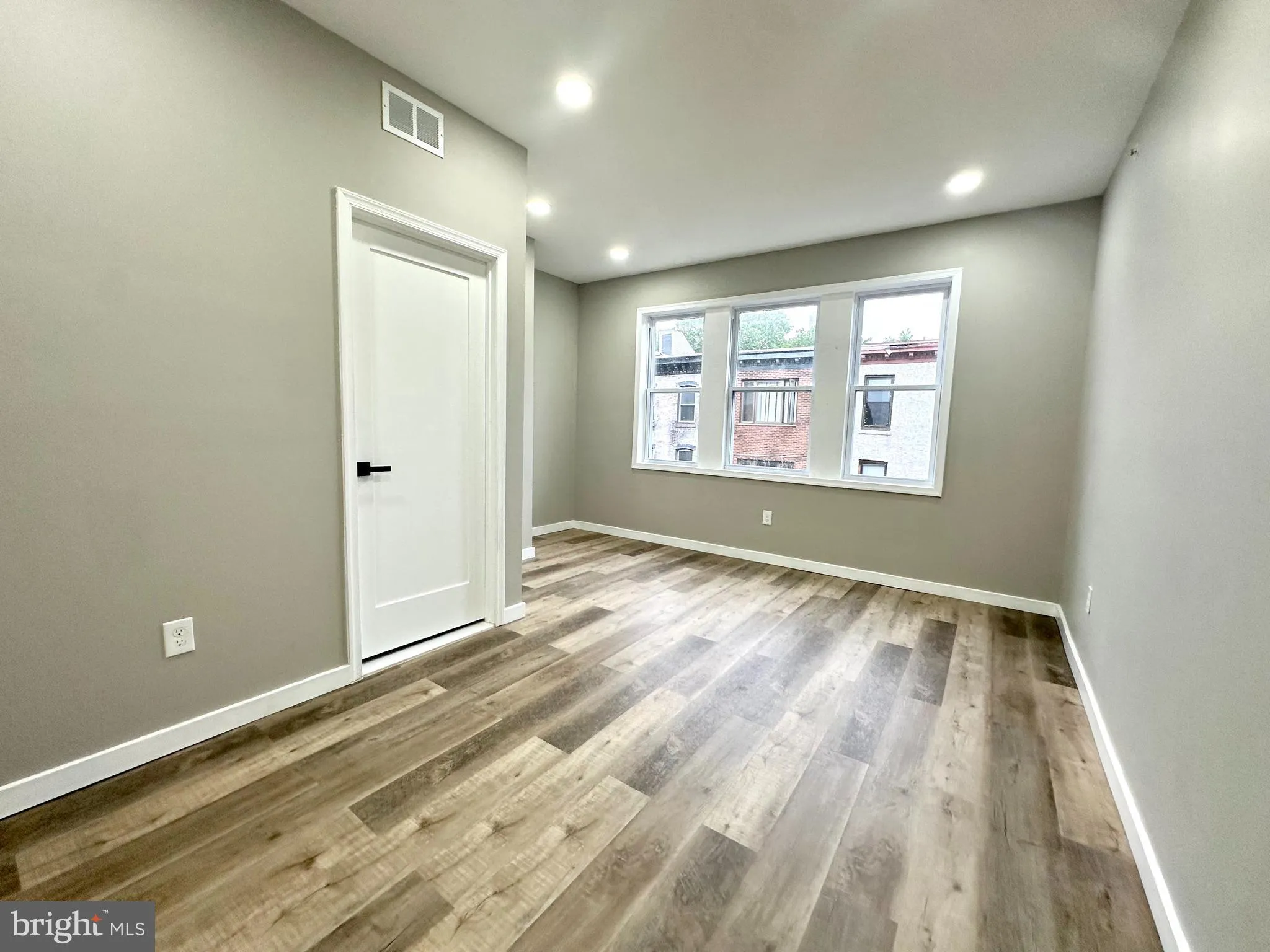 Philadelphia, Pennsylvania 19147, United States, 2 Bedrooms Bedrooms, ,2 BathroomsBathrooms,Residential,Active,135457