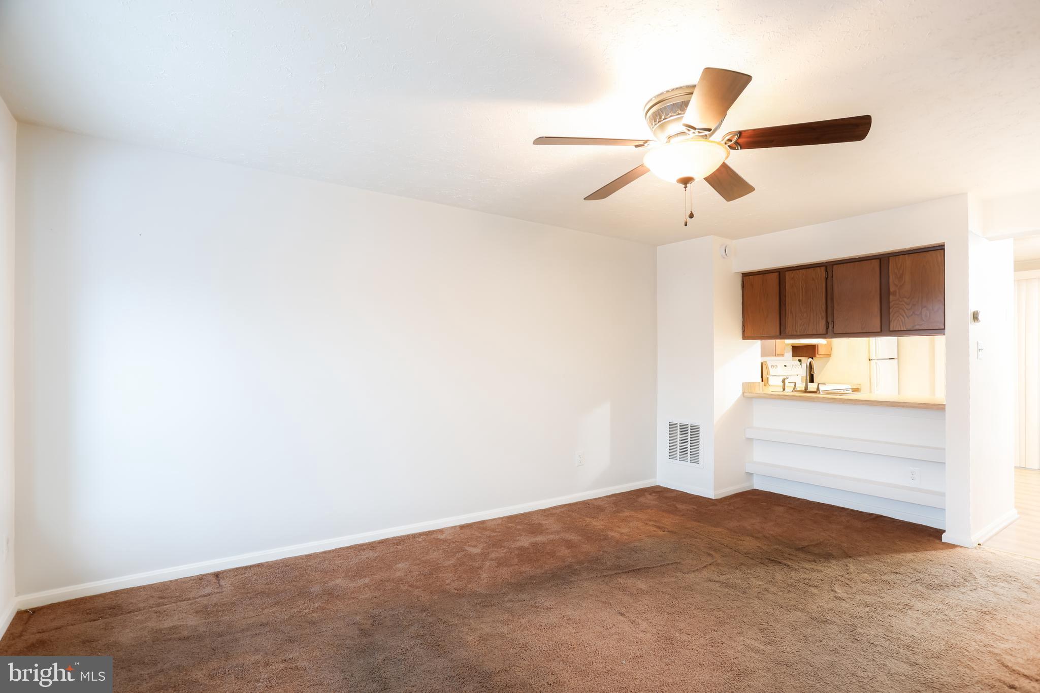 LAUREL VALLEY - Residential