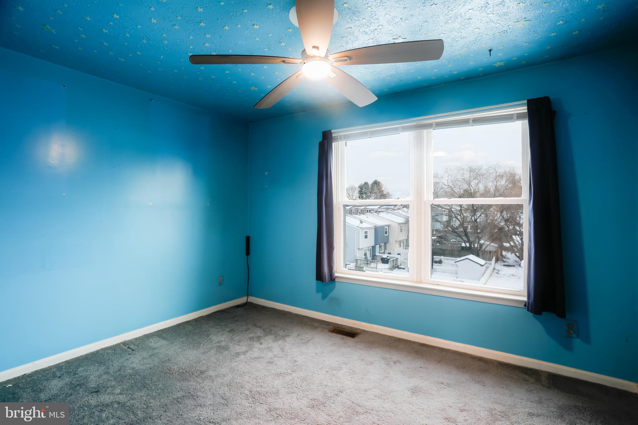 LAUREL VALLEY - Residential