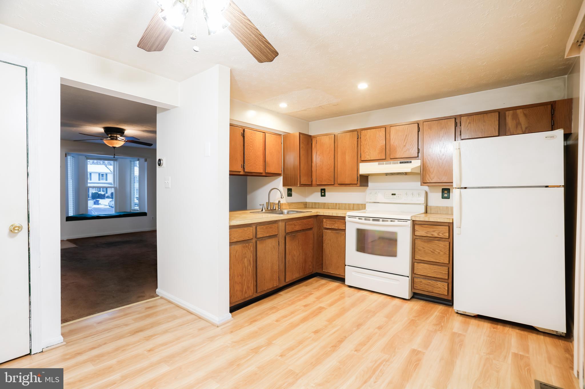 LAUREL VALLEY - Residential