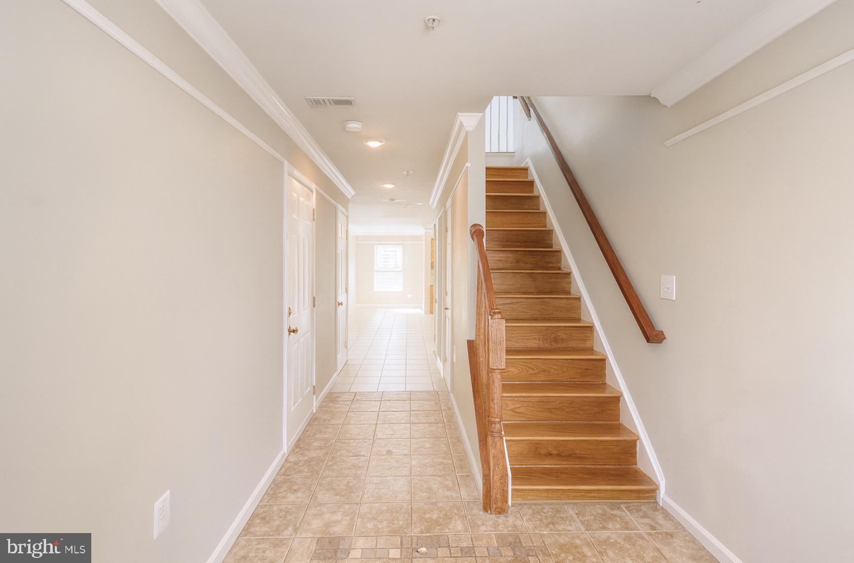 212 CAMBRIDGE PLACE
