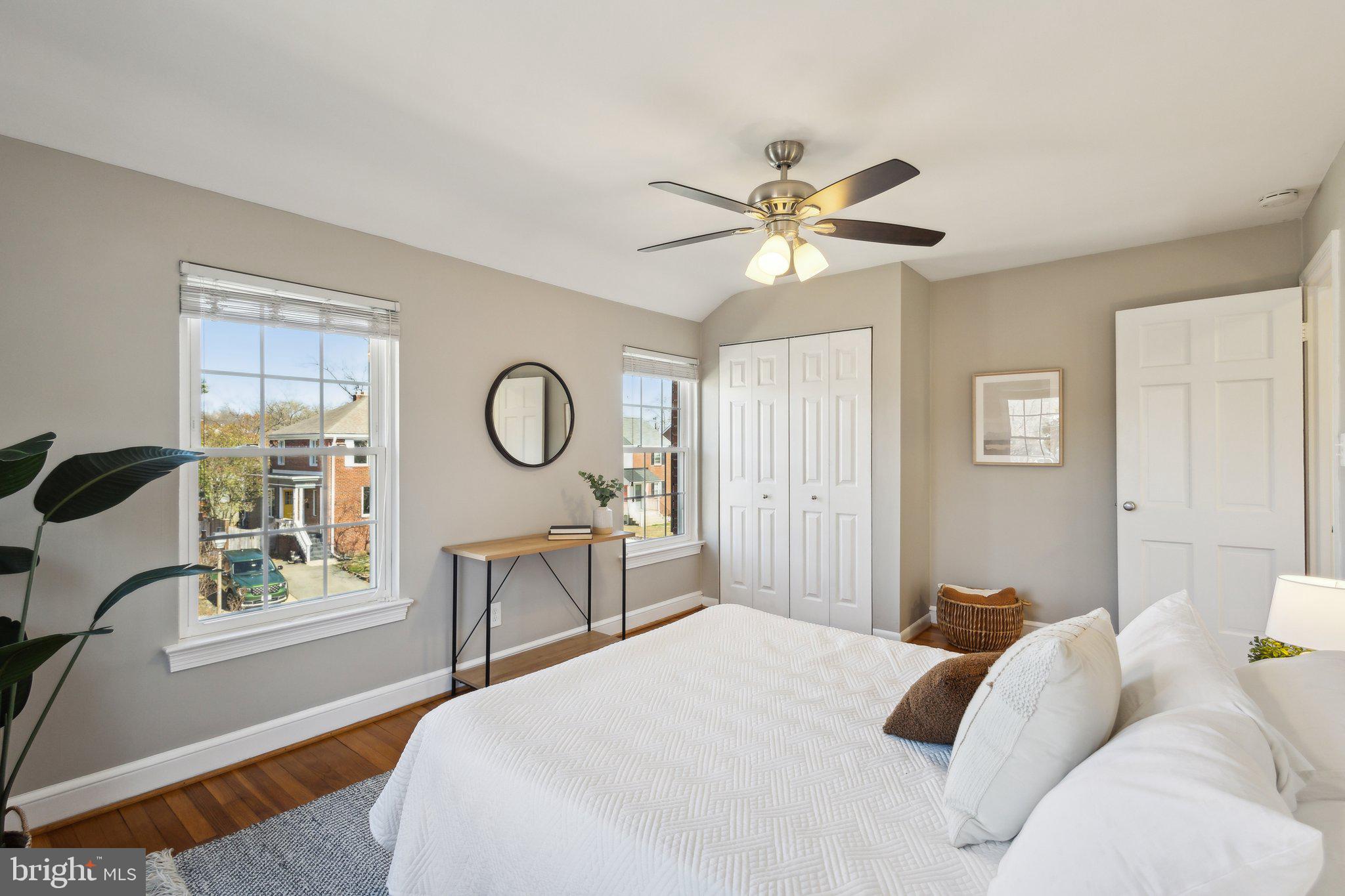 LONG BRANCH PARK - Residential Lease