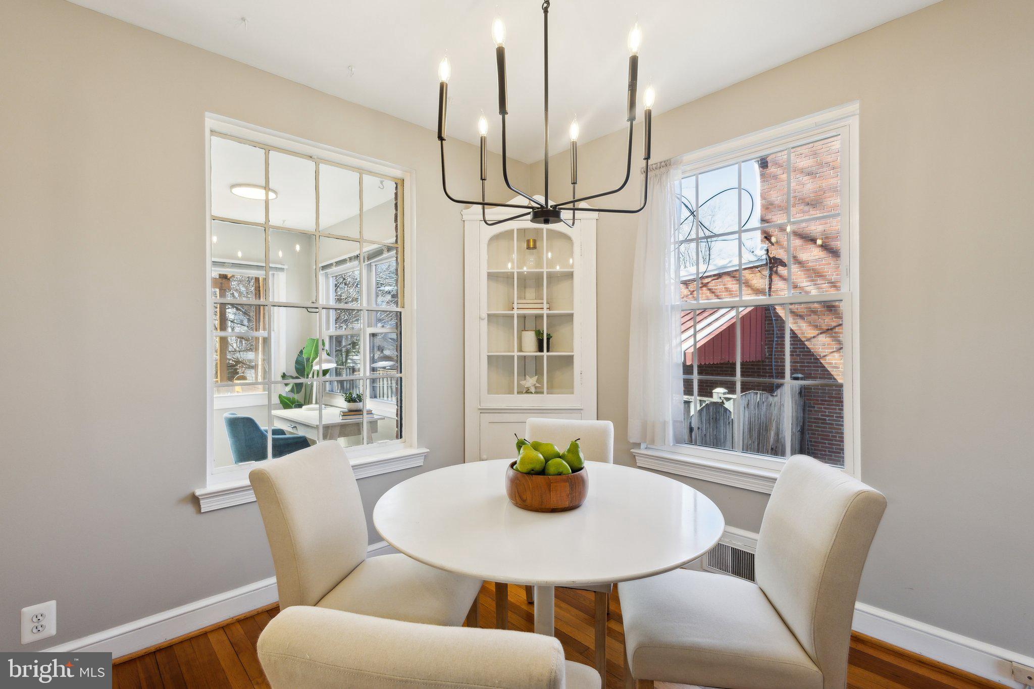 LONG BRANCH PARK - Residential Lease