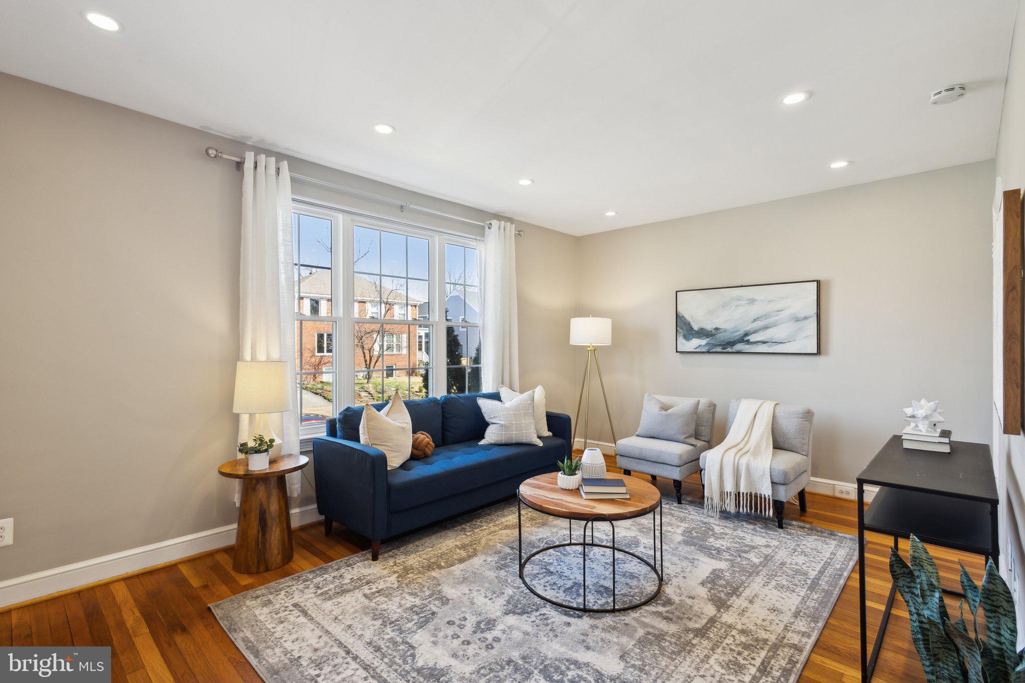 LONG BRANCH PARK - Residential Lease