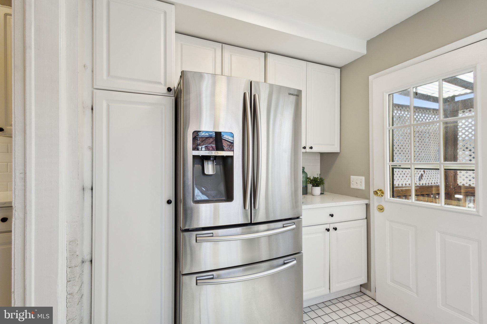 LONG BRANCH PARK - Residential Lease