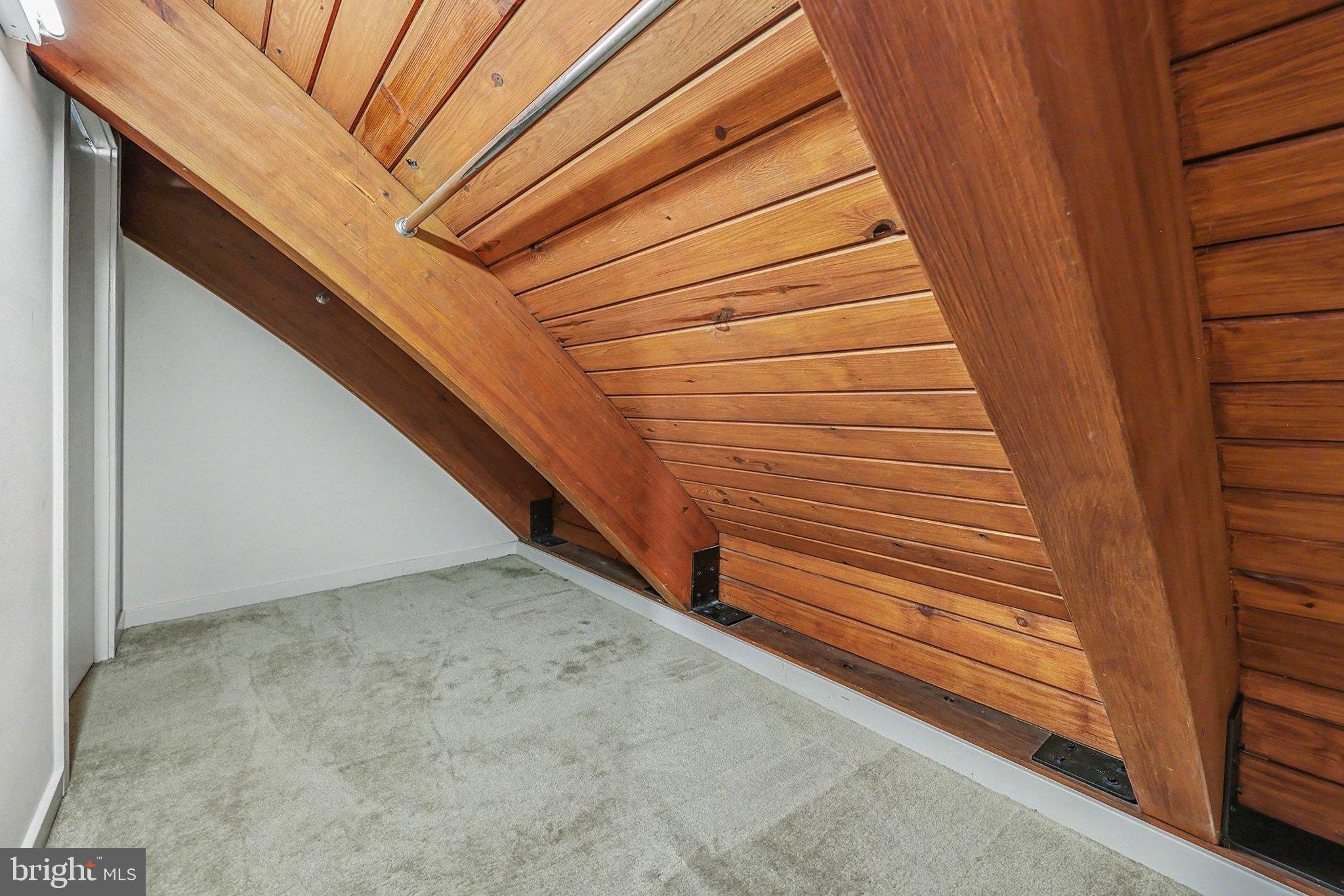 HOUSES AT OAKHURST - Residential