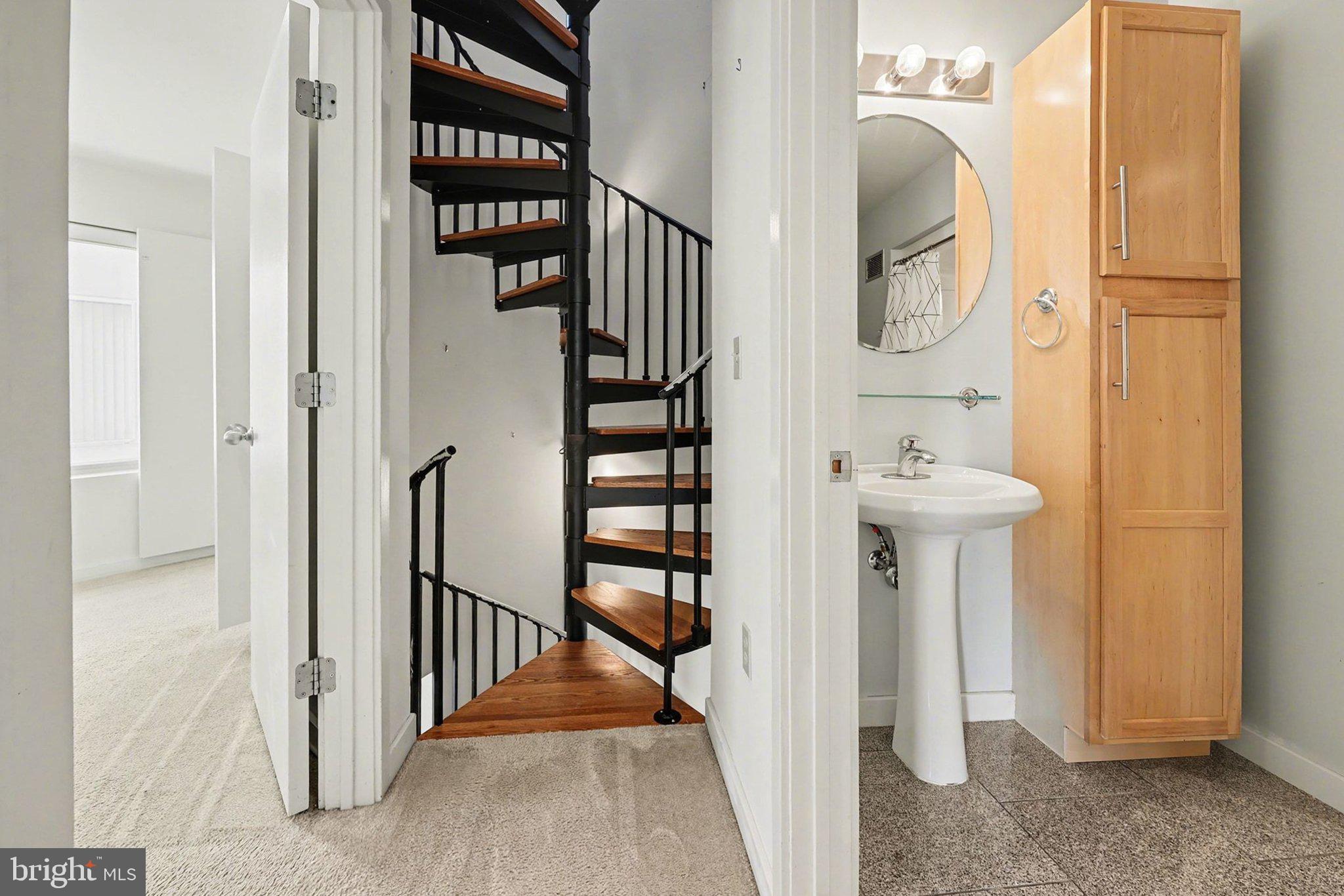 HOUSES AT OAKHURST - Residential