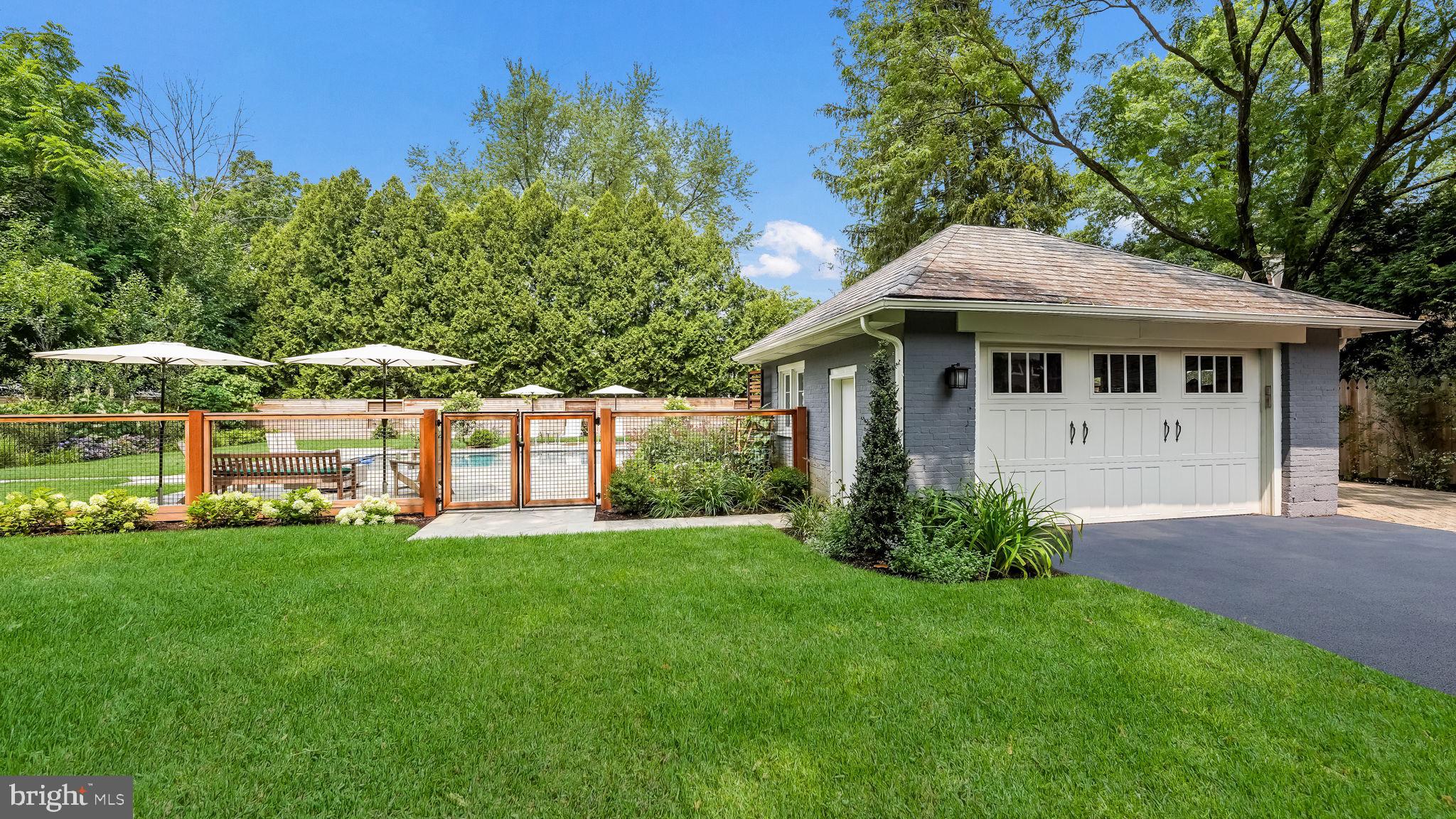 DOYLESTOWN BORO - Residential