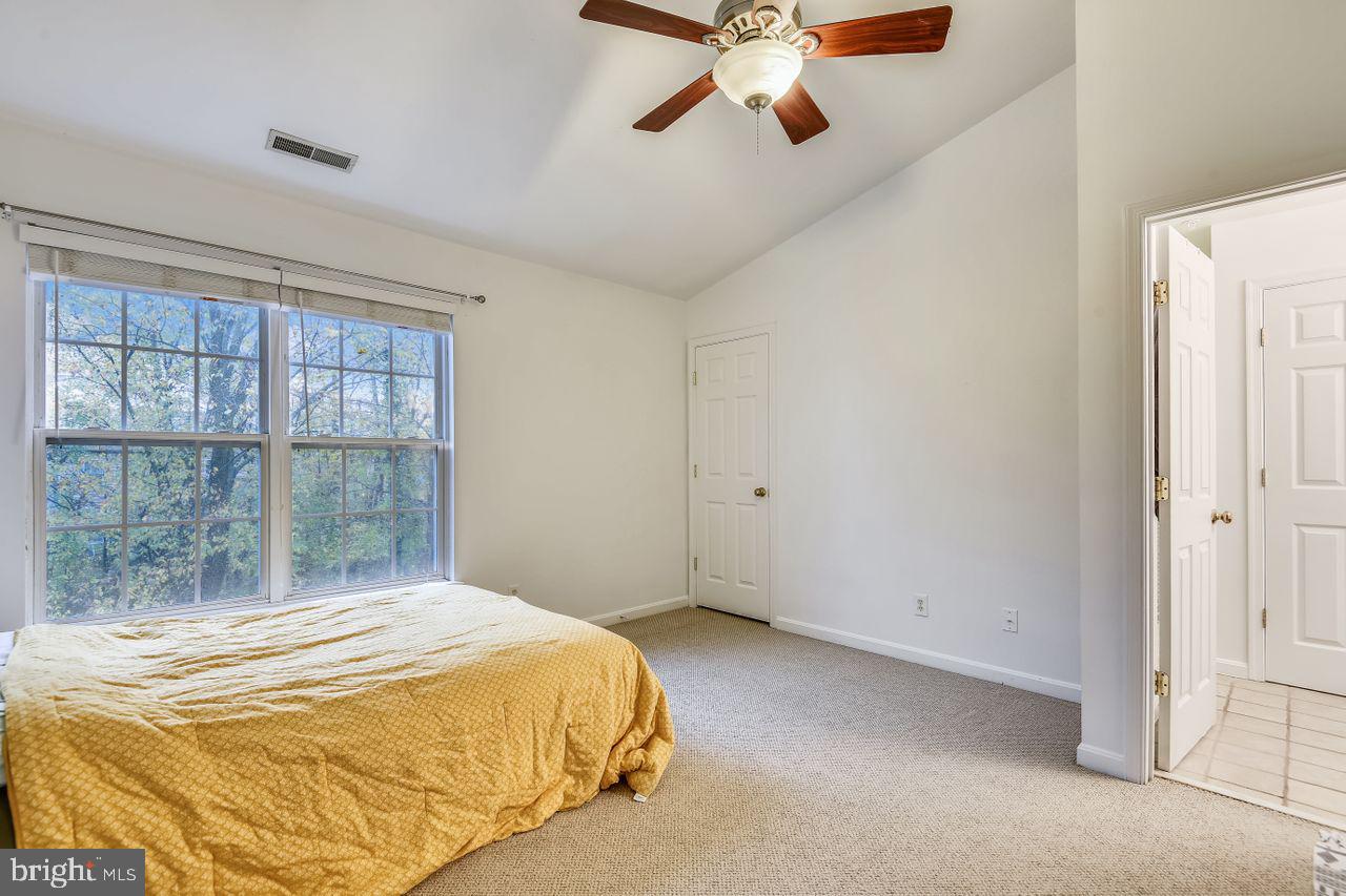 SOUTH RIVER COLONY - Residential