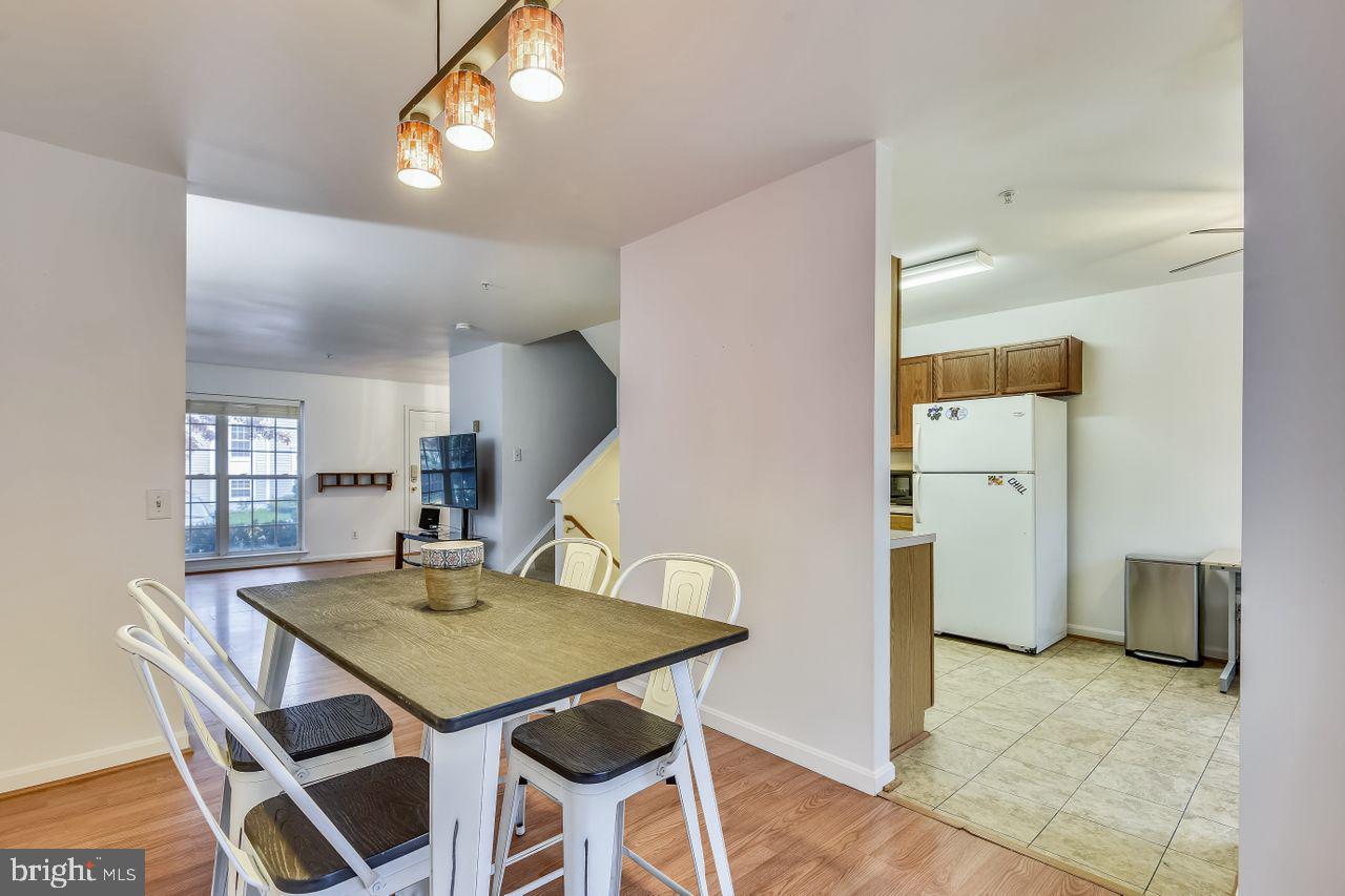 SOUTH RIVER COLONY - Residential