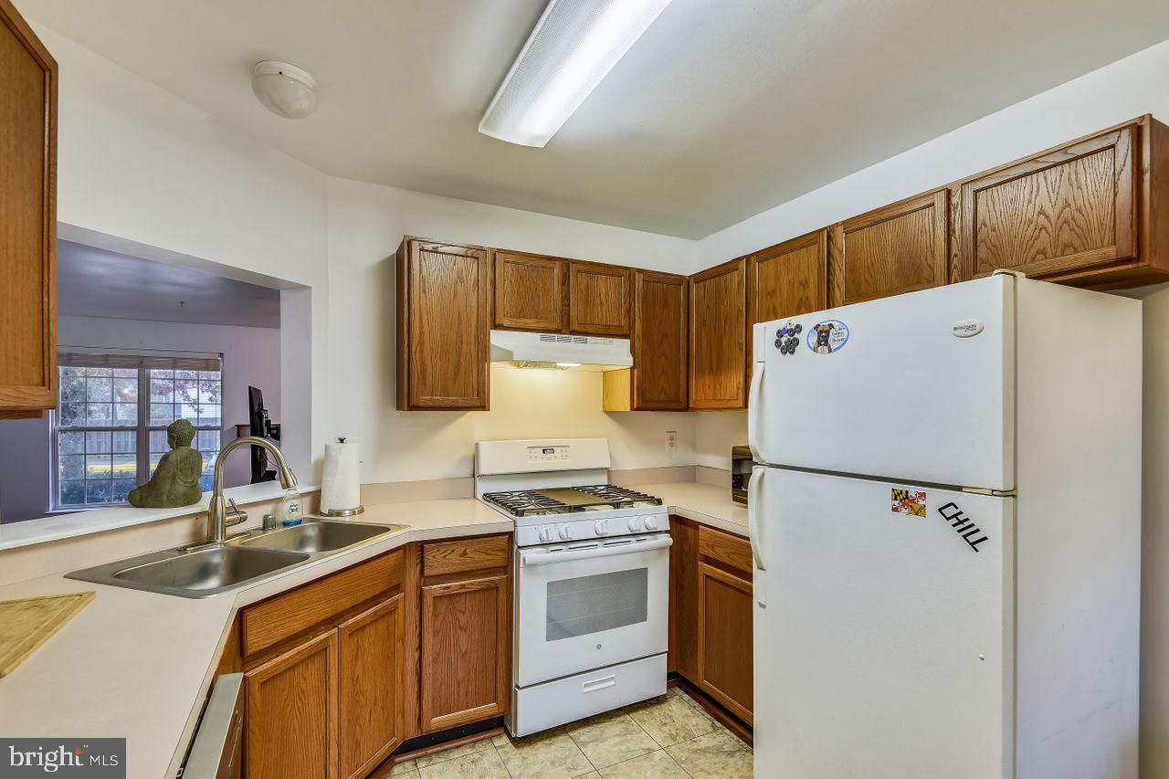 SOUTH RIVER COLONY - Residential