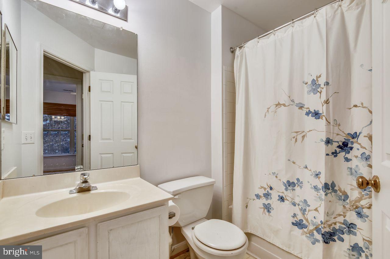 SOUTH RIVER COLONY - Residential