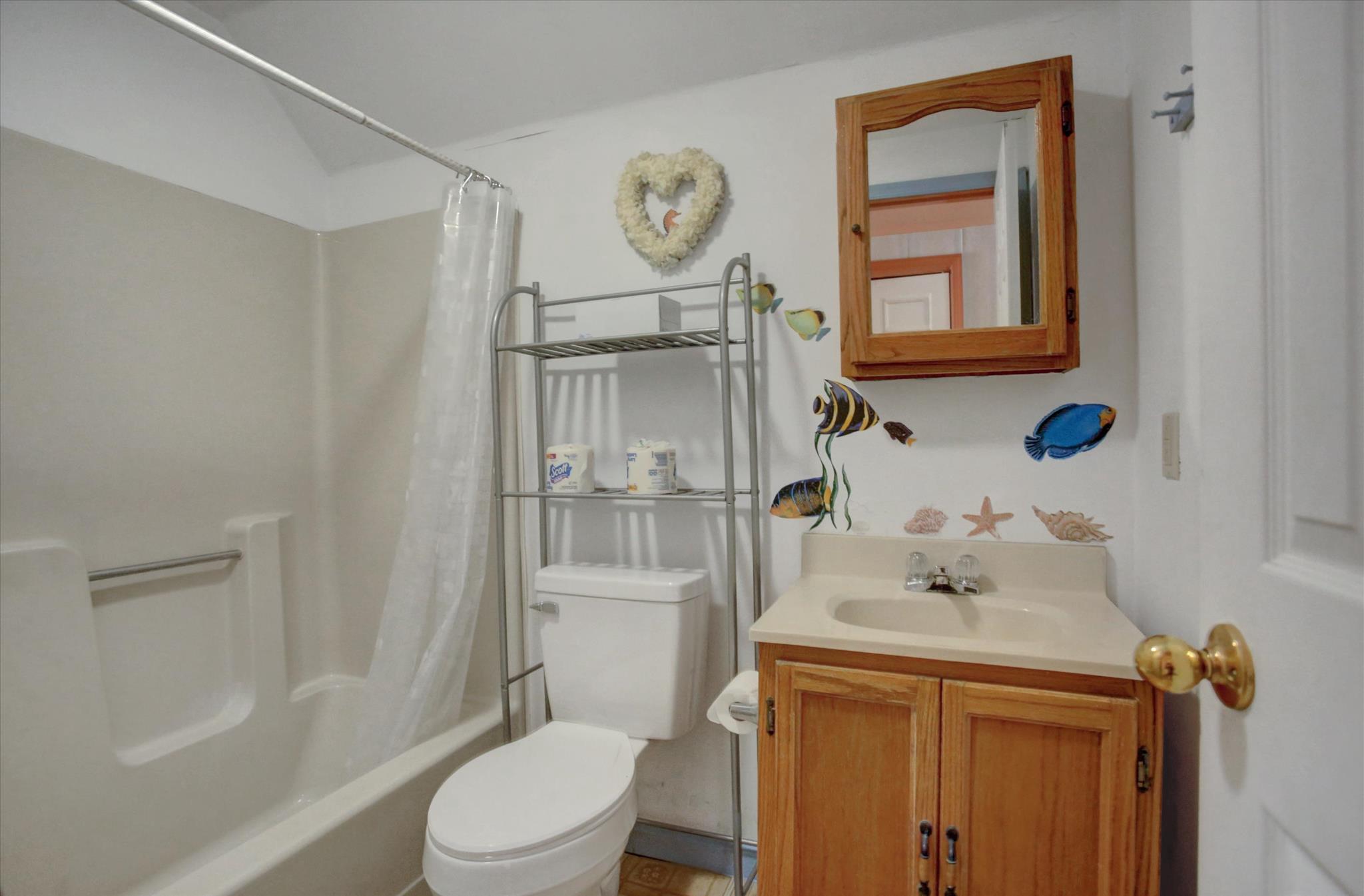 COUNTRY GARDEN ESTATES - Residential