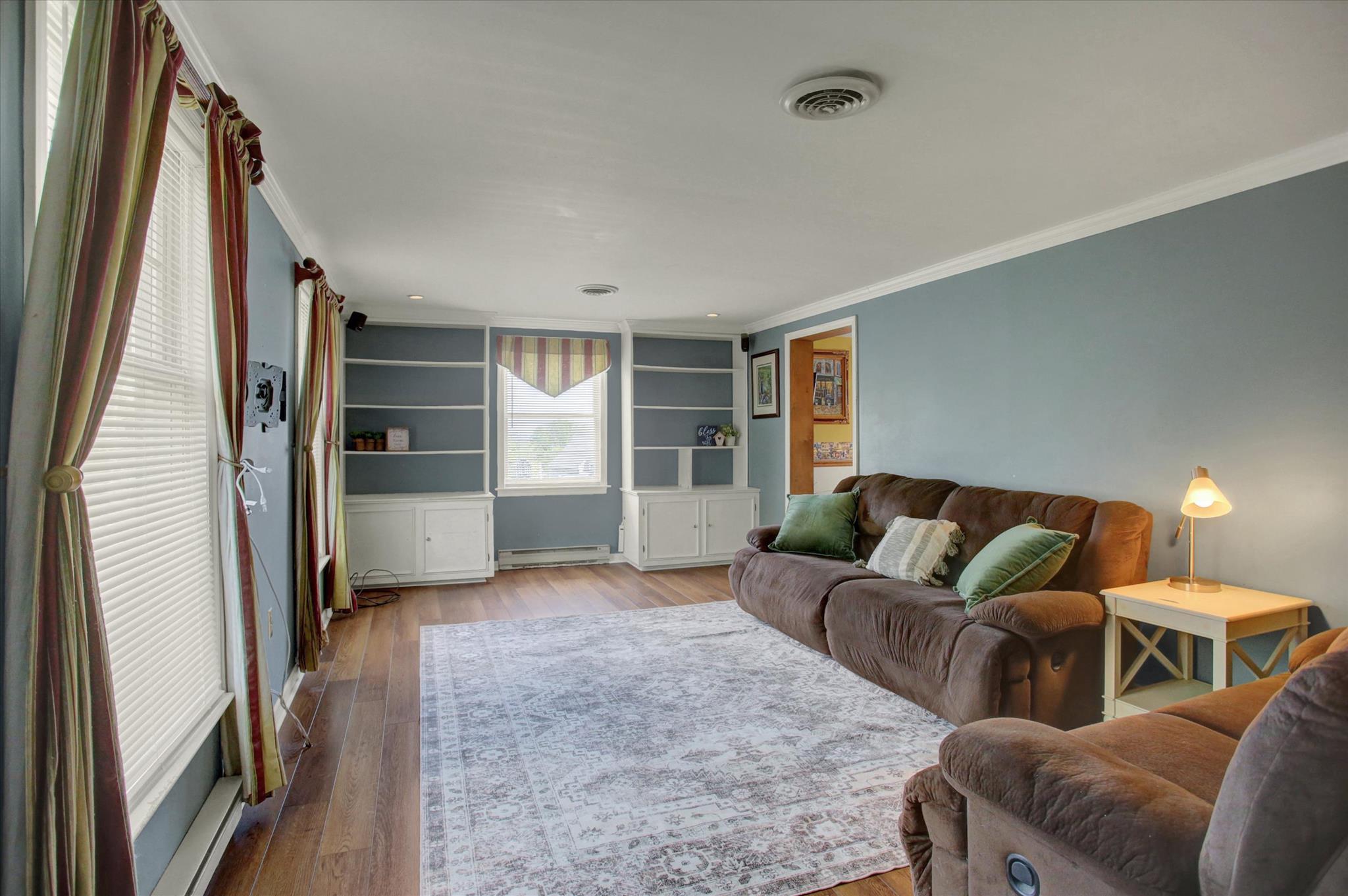 COUNTRY GARDEN ESTATES - Residential