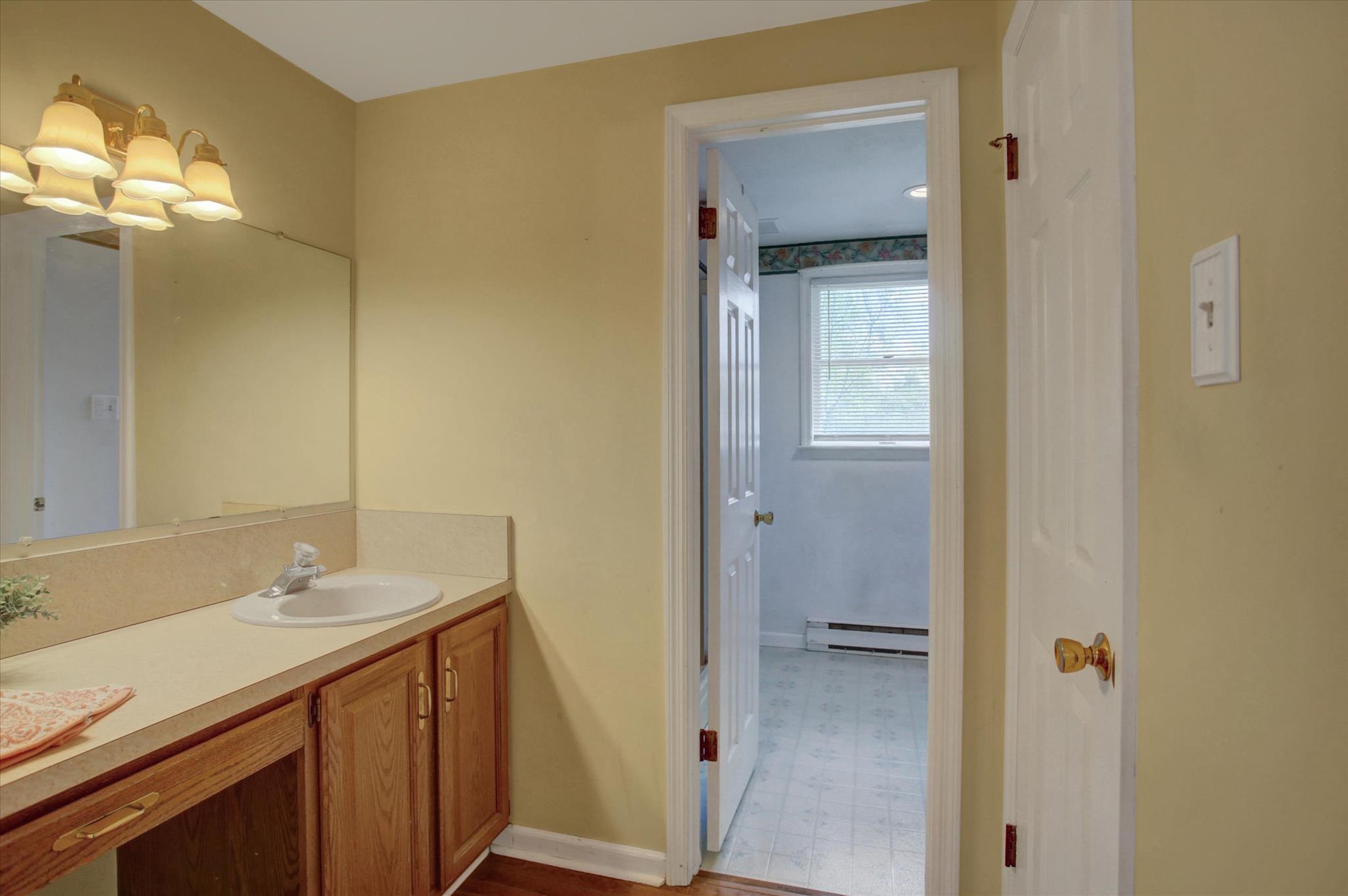 COUNTRY GARDEN ESTATES - Residential