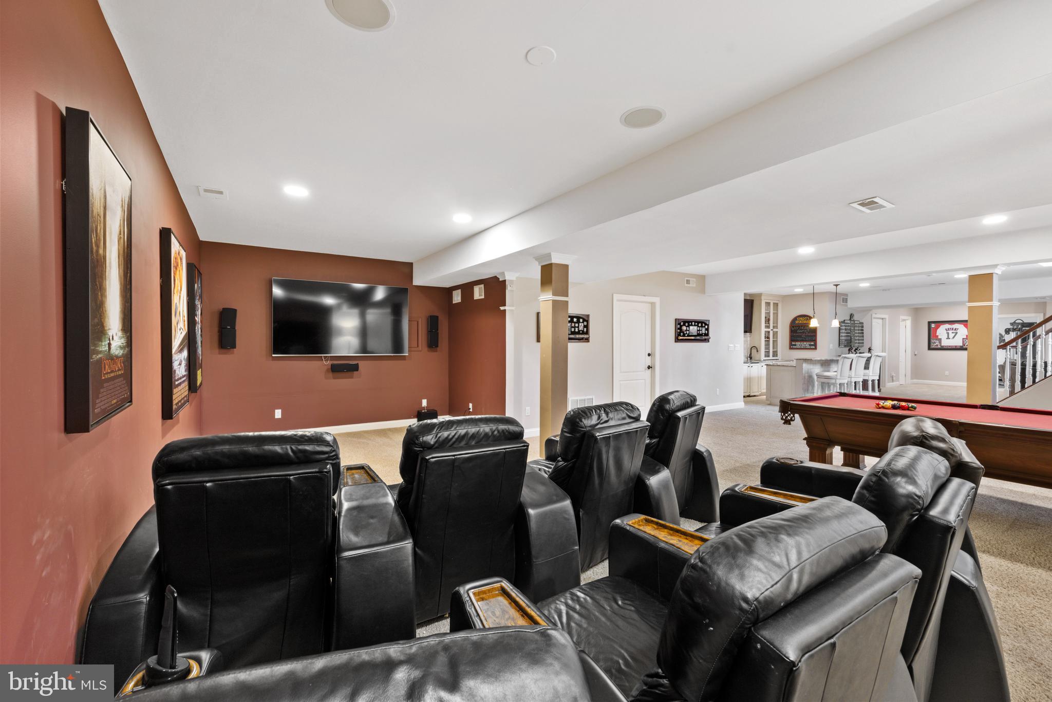 PATRICIAN WOODS - Residential