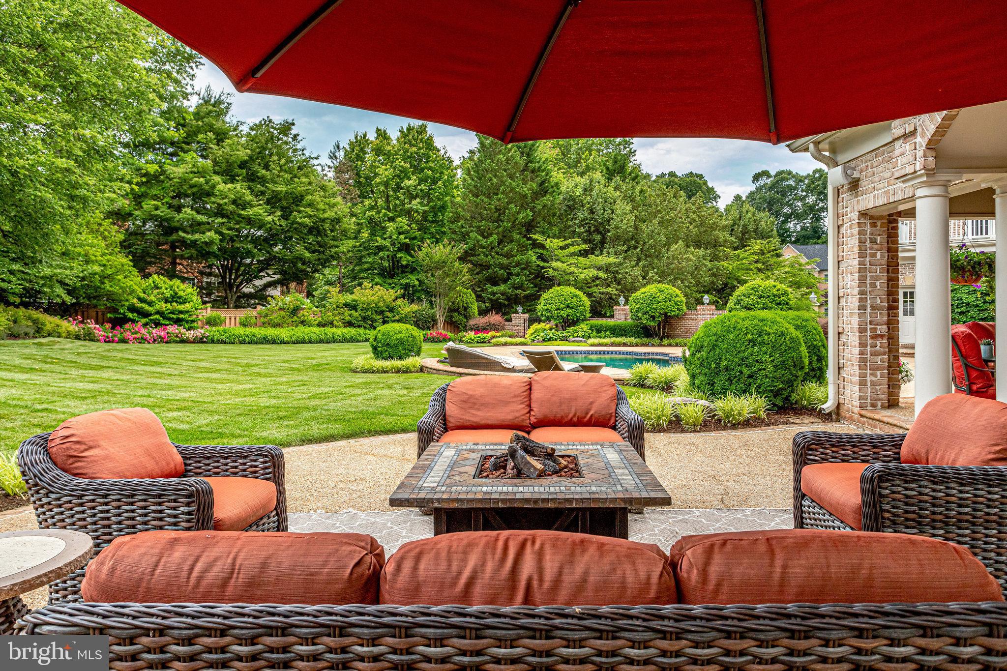 PATRICIAN WOODS - Residential