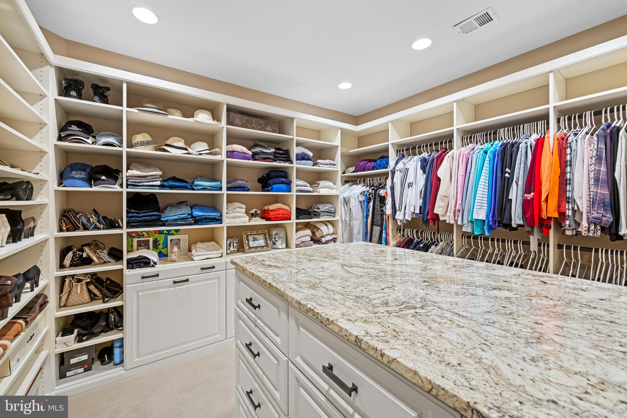 PATRICIAN WOODS - Residential