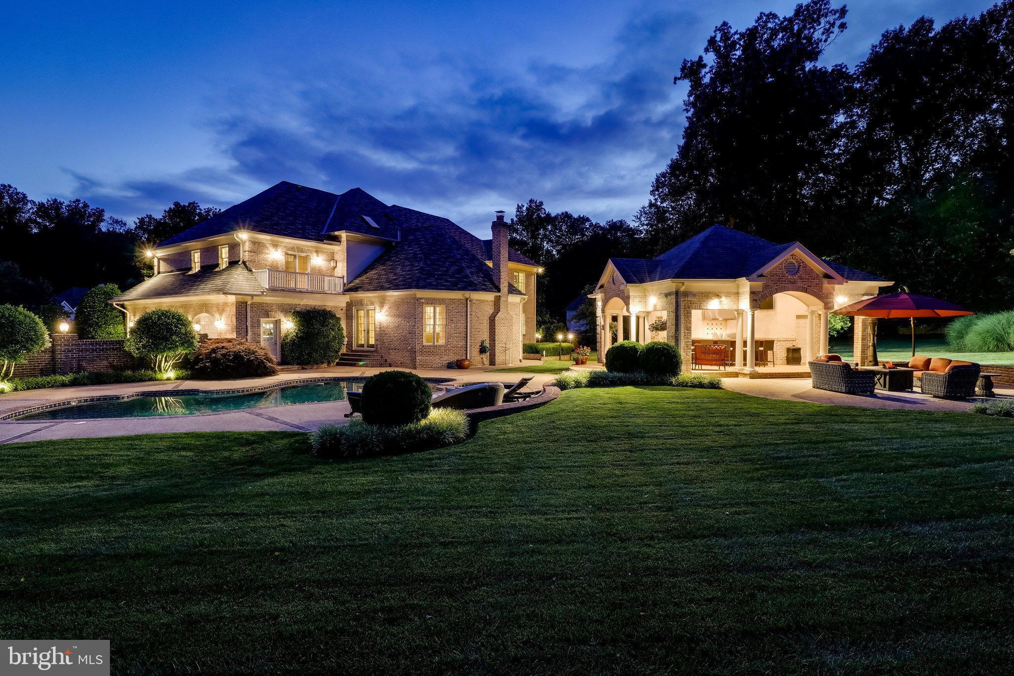 PATRICIAN WOODS - Residential