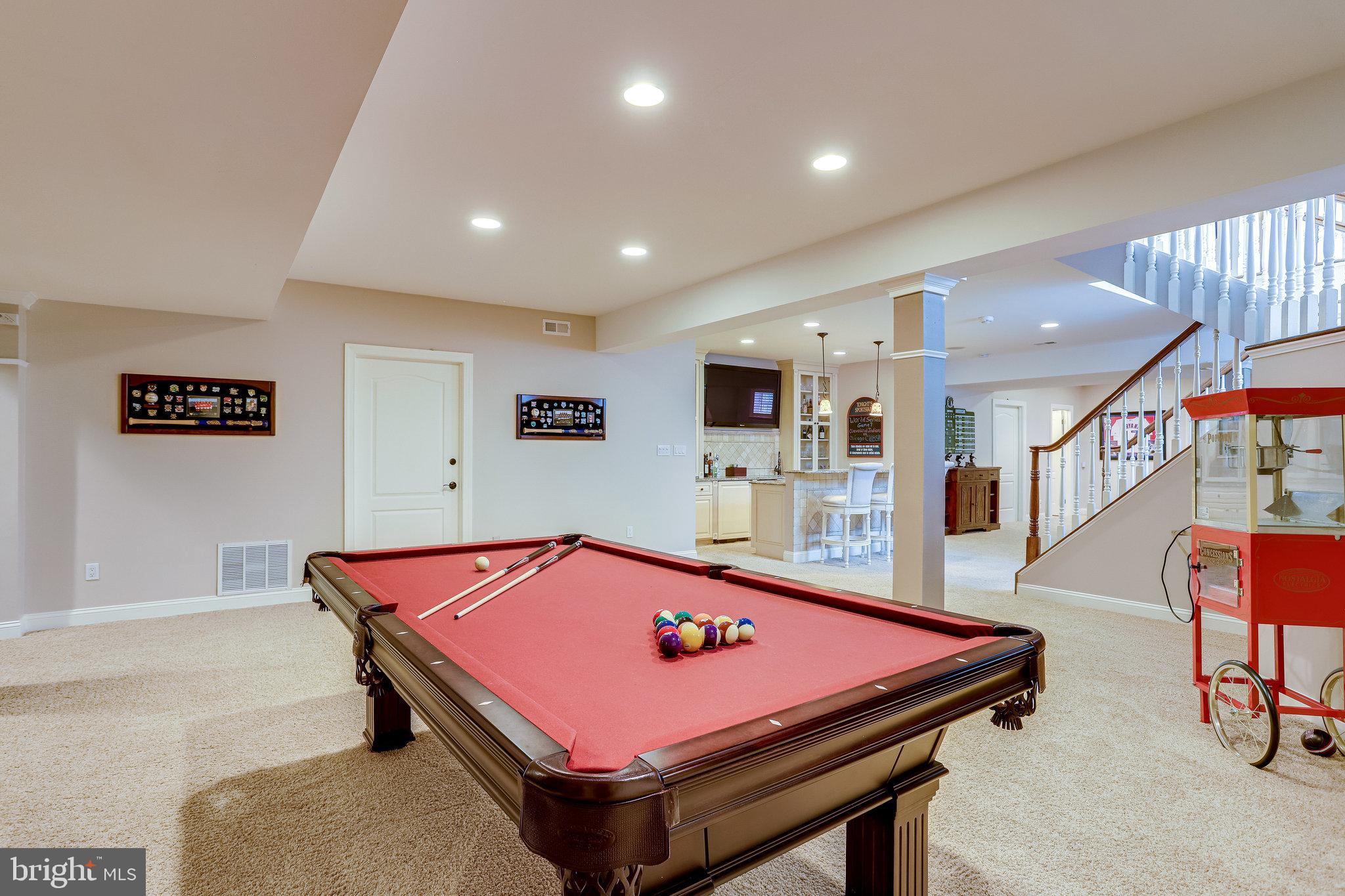 PATRICIAN WOODS - Residential