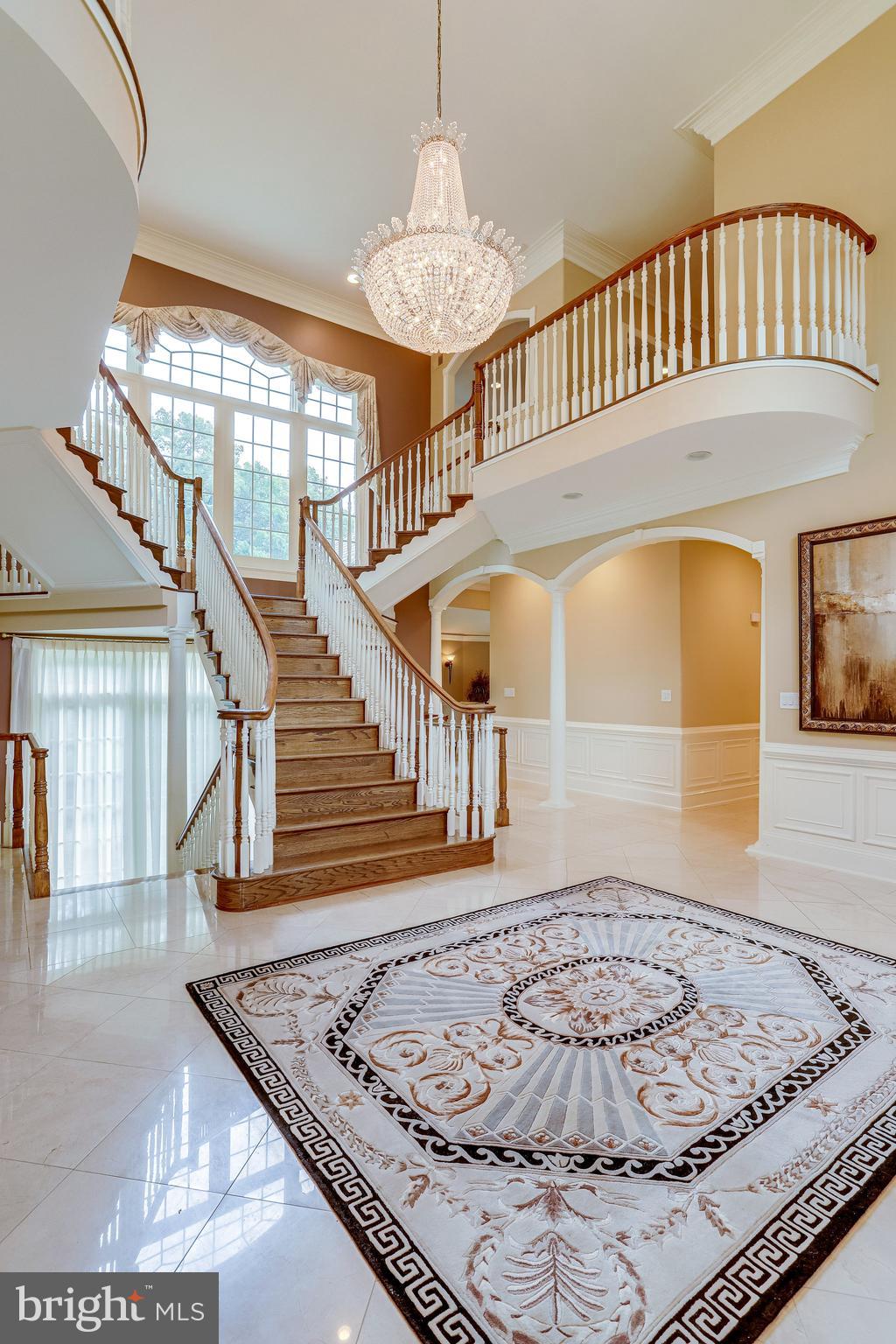 PATRICIAN WOODS - Residential