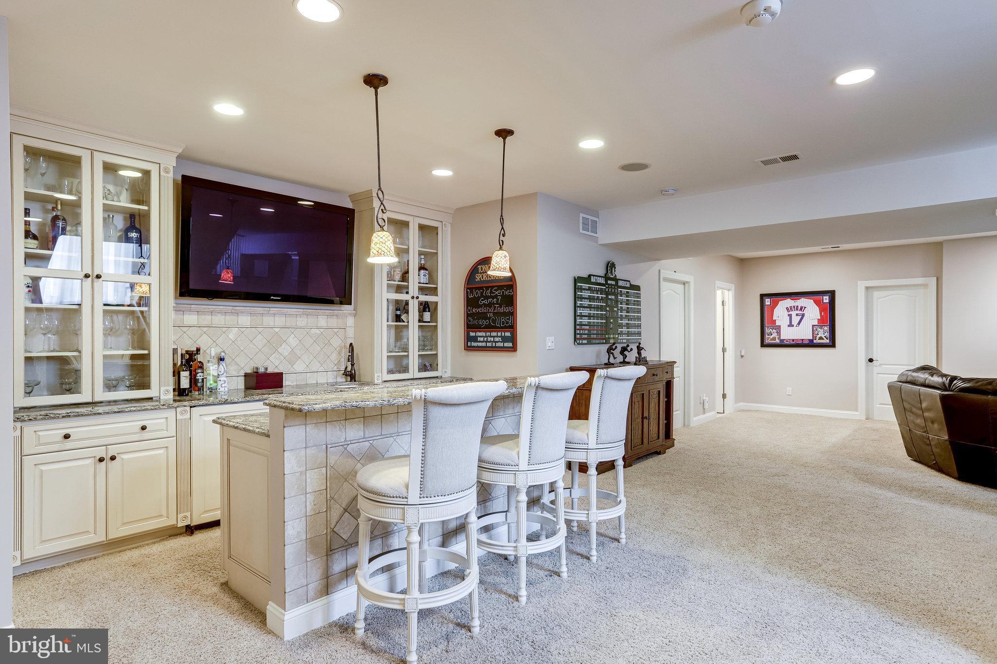 PATRICIAN WOODS - Residential