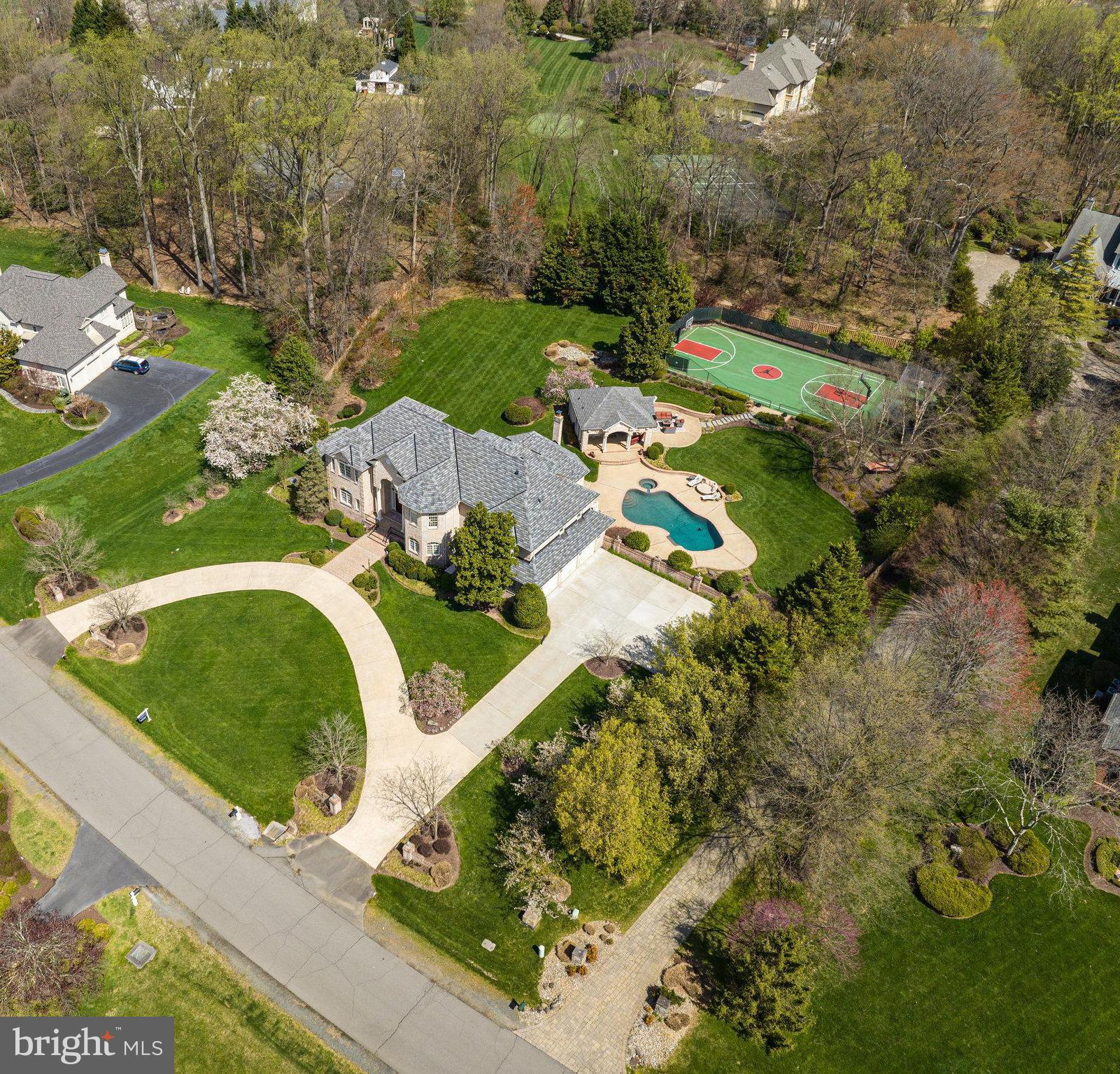 PATRICIAN WOODS - Residential