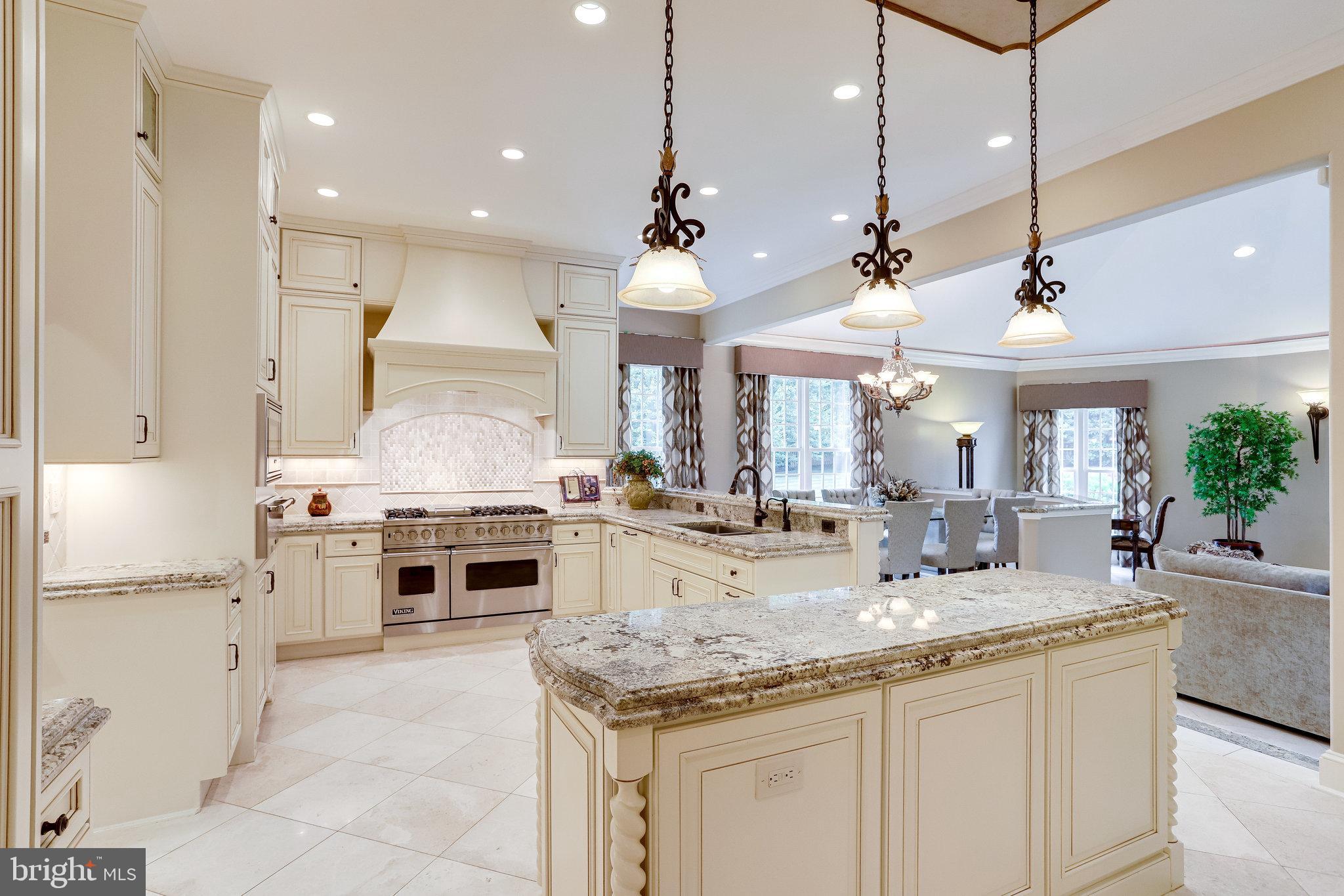 PATRICIAN WOODS - Residential