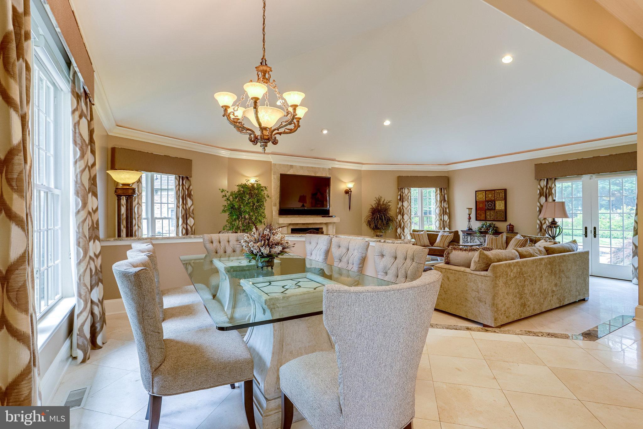 PATRICIAN WOODS - Residential