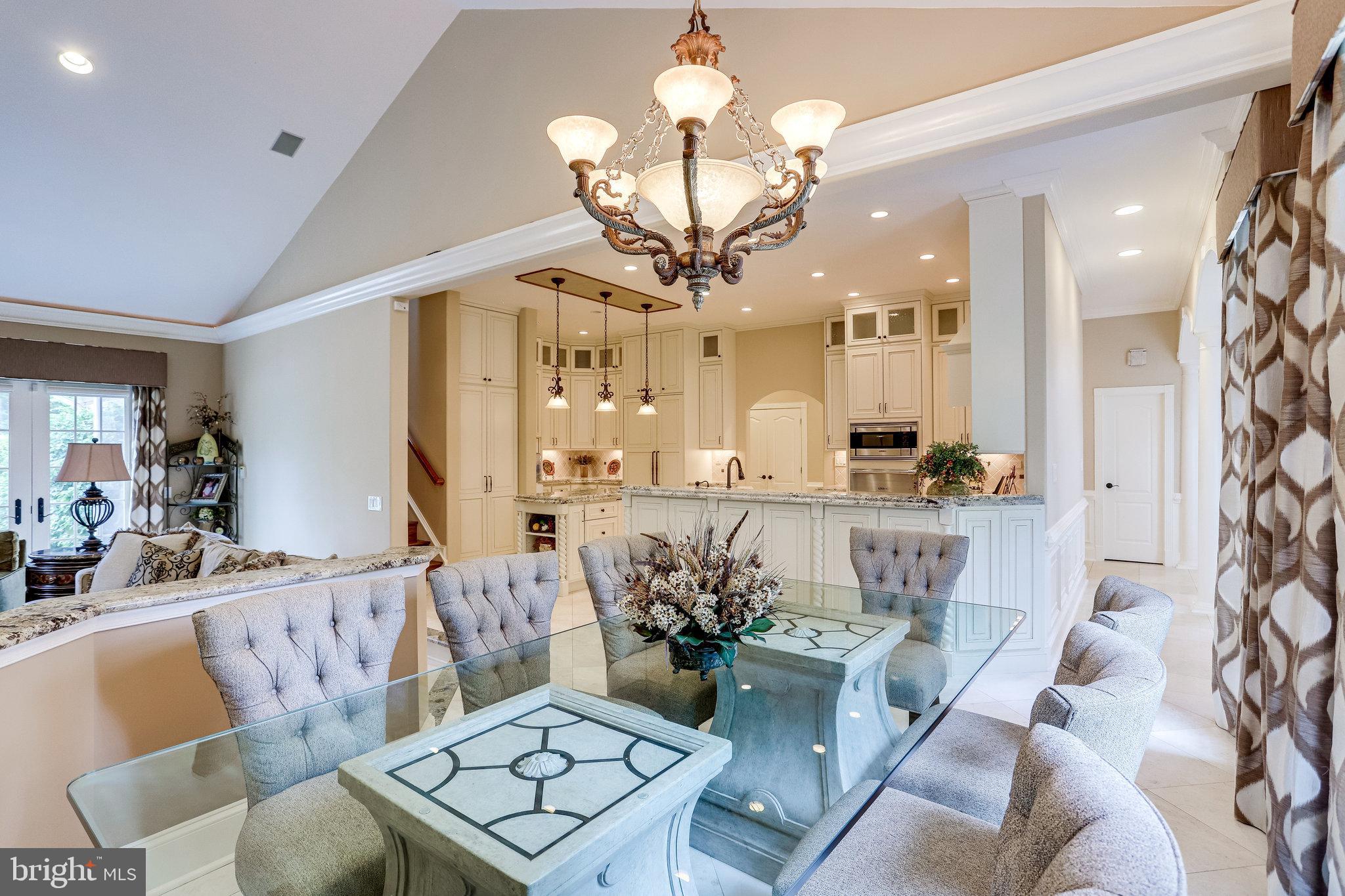 PATRICIAN WOODS - Residential