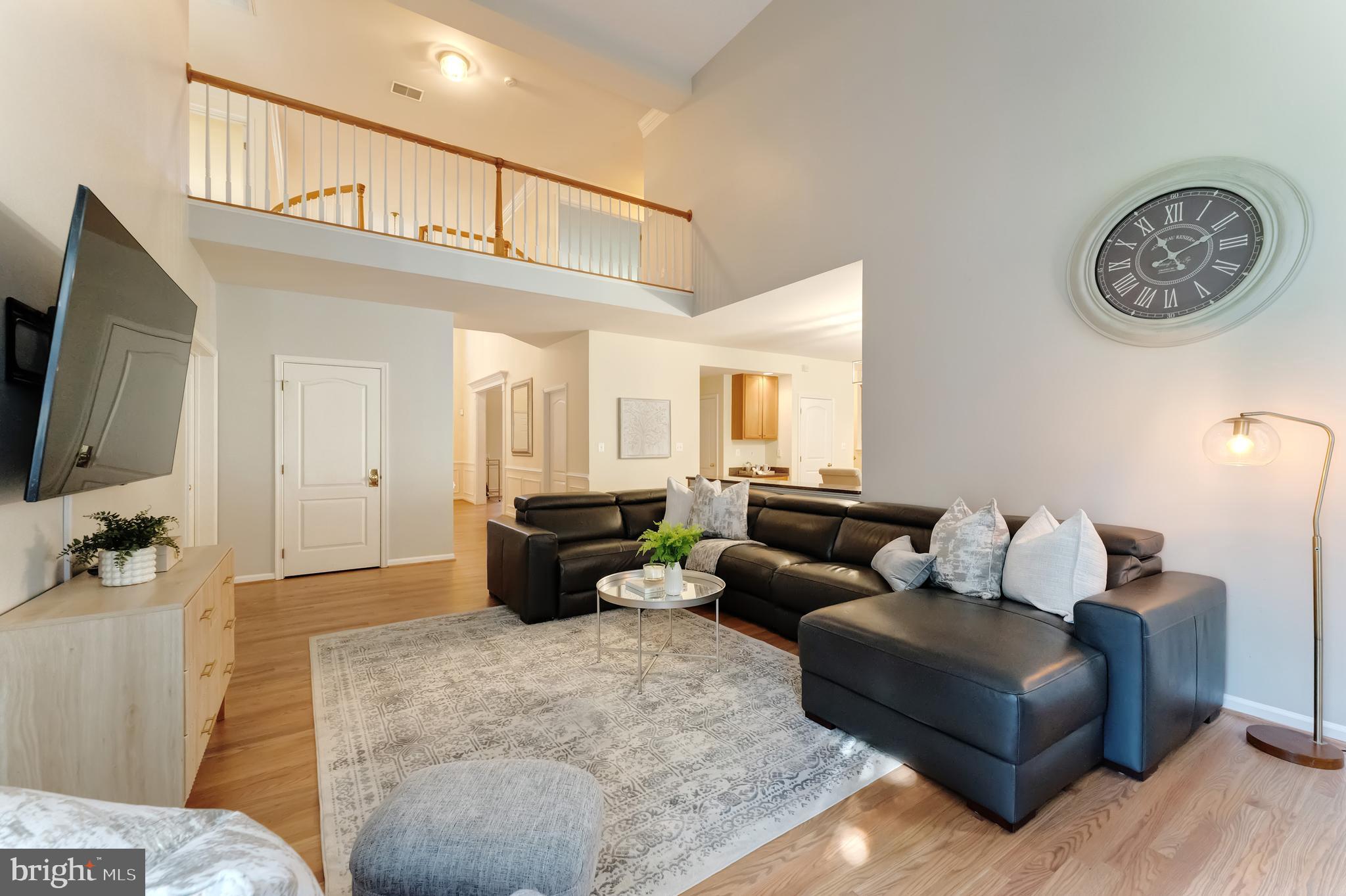 OAKTON RIDGE - Residential